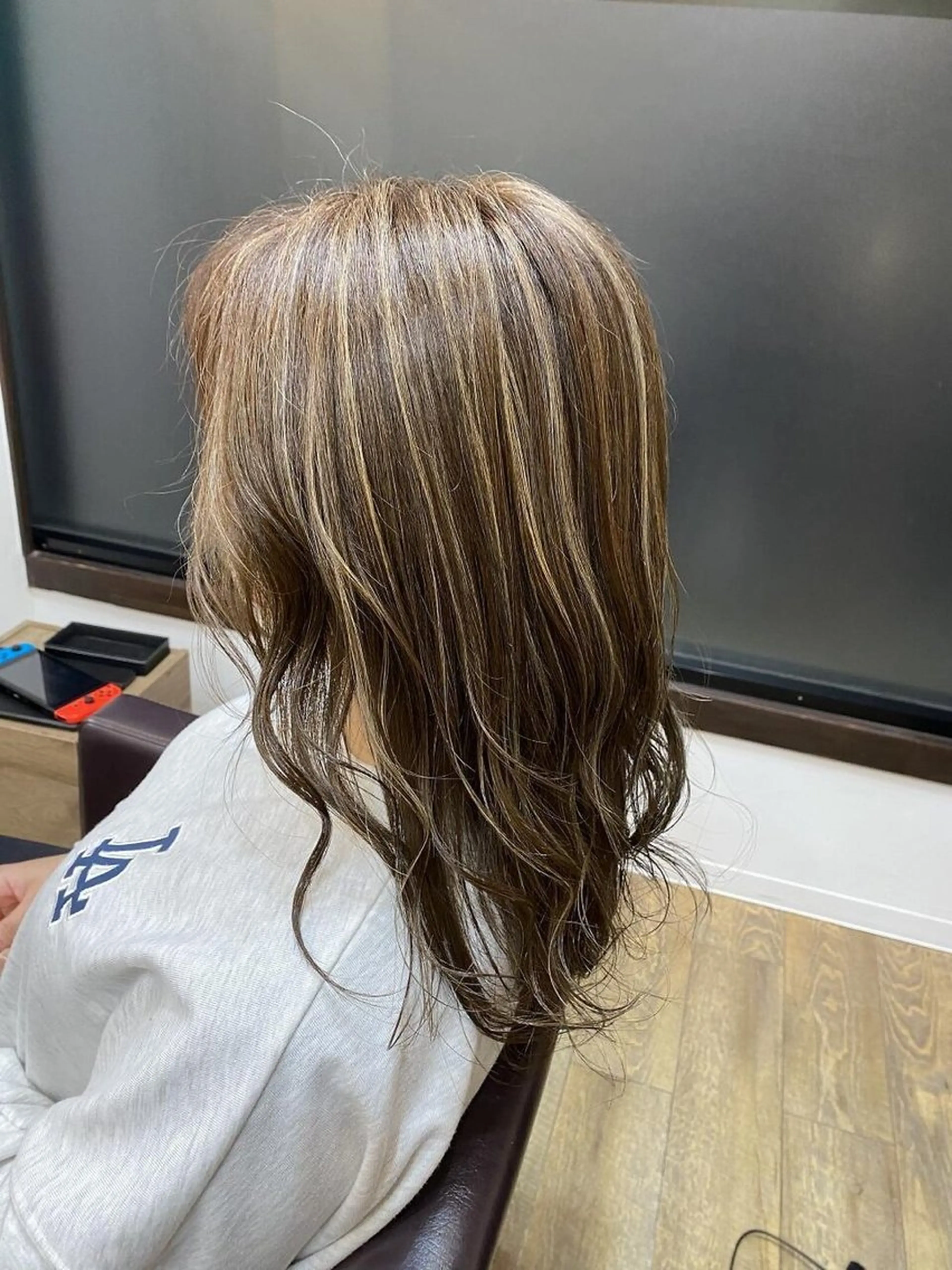 カラー 横山 香音のヘアスタイル