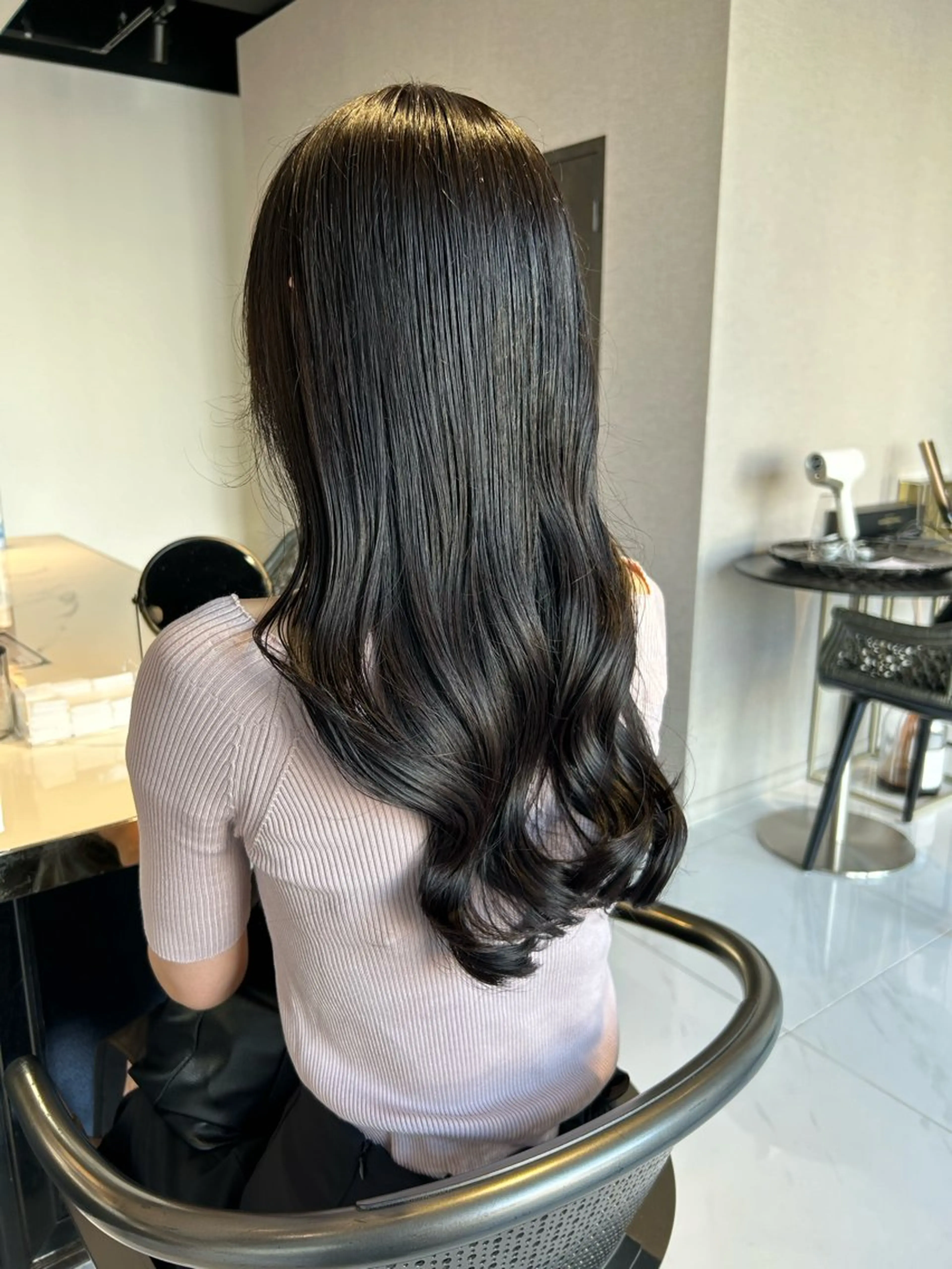 ロング 松原 まりのヘアスタイル
