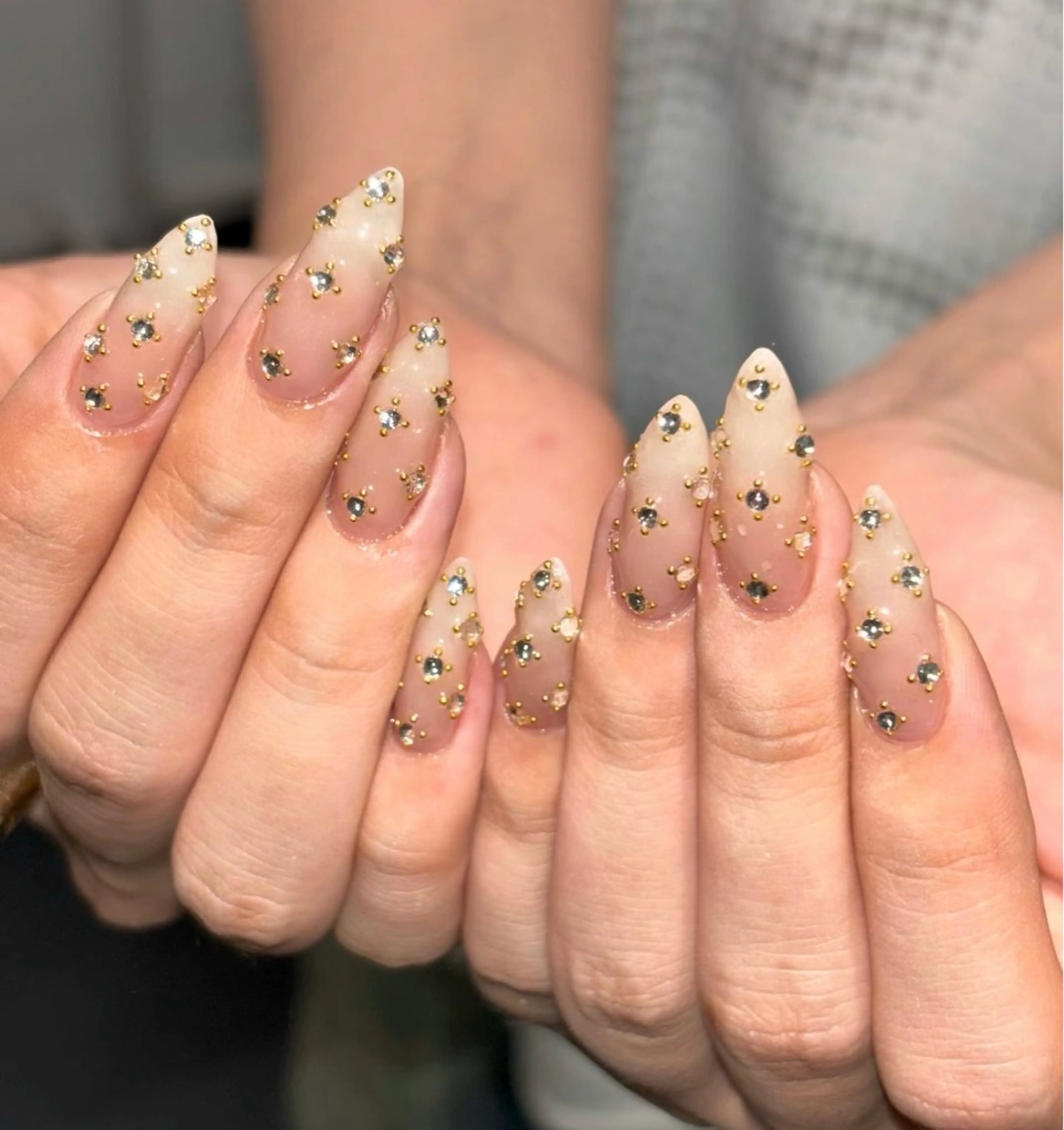 ネイル アートネイル オーロラネイル チークネイル 長さ出し フットネイル ハンドネイル Blossom nail_研修のネイルデザイン