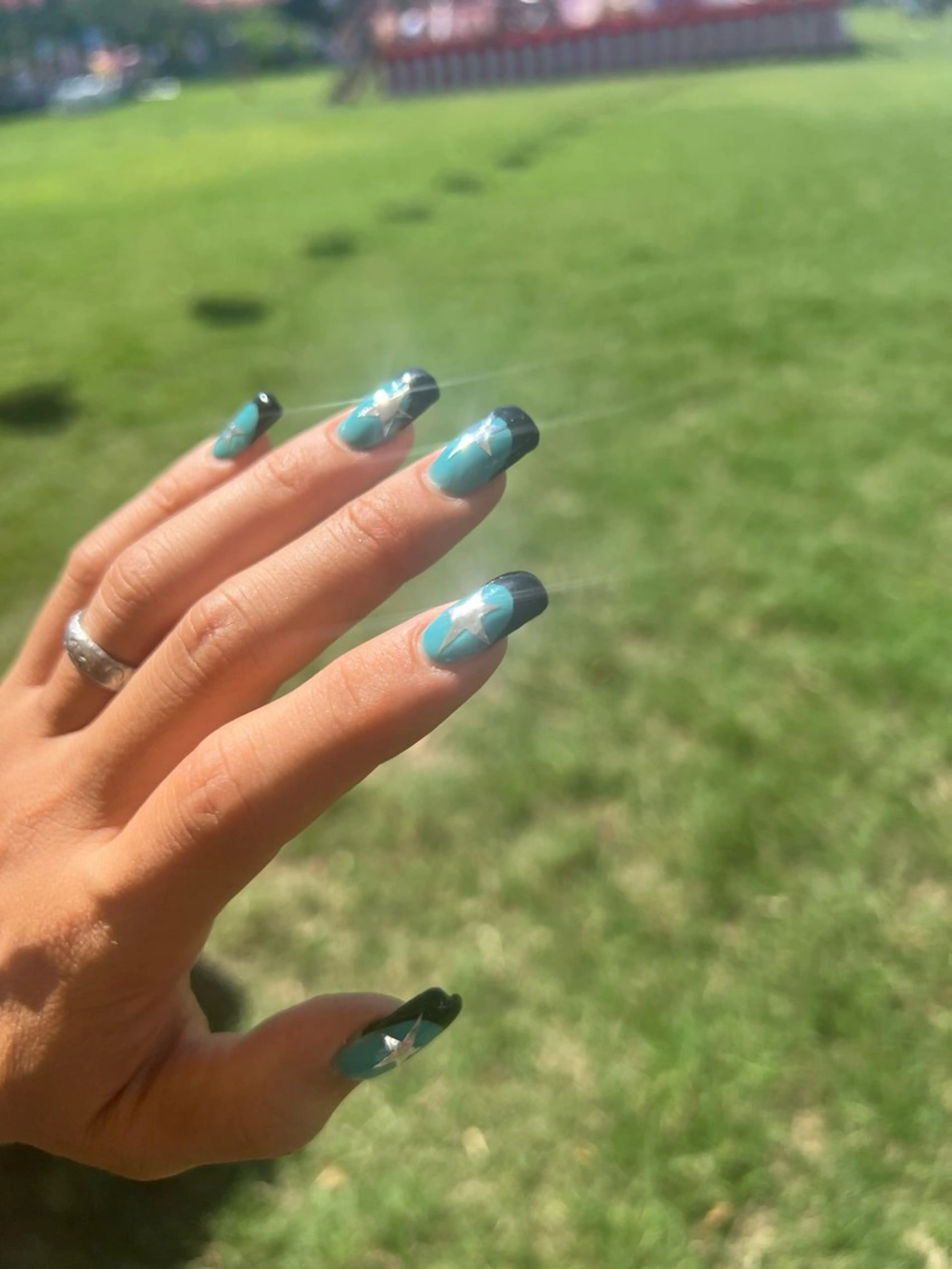 ネイル laninails所属・LANI nailsalonのネイルデザイン