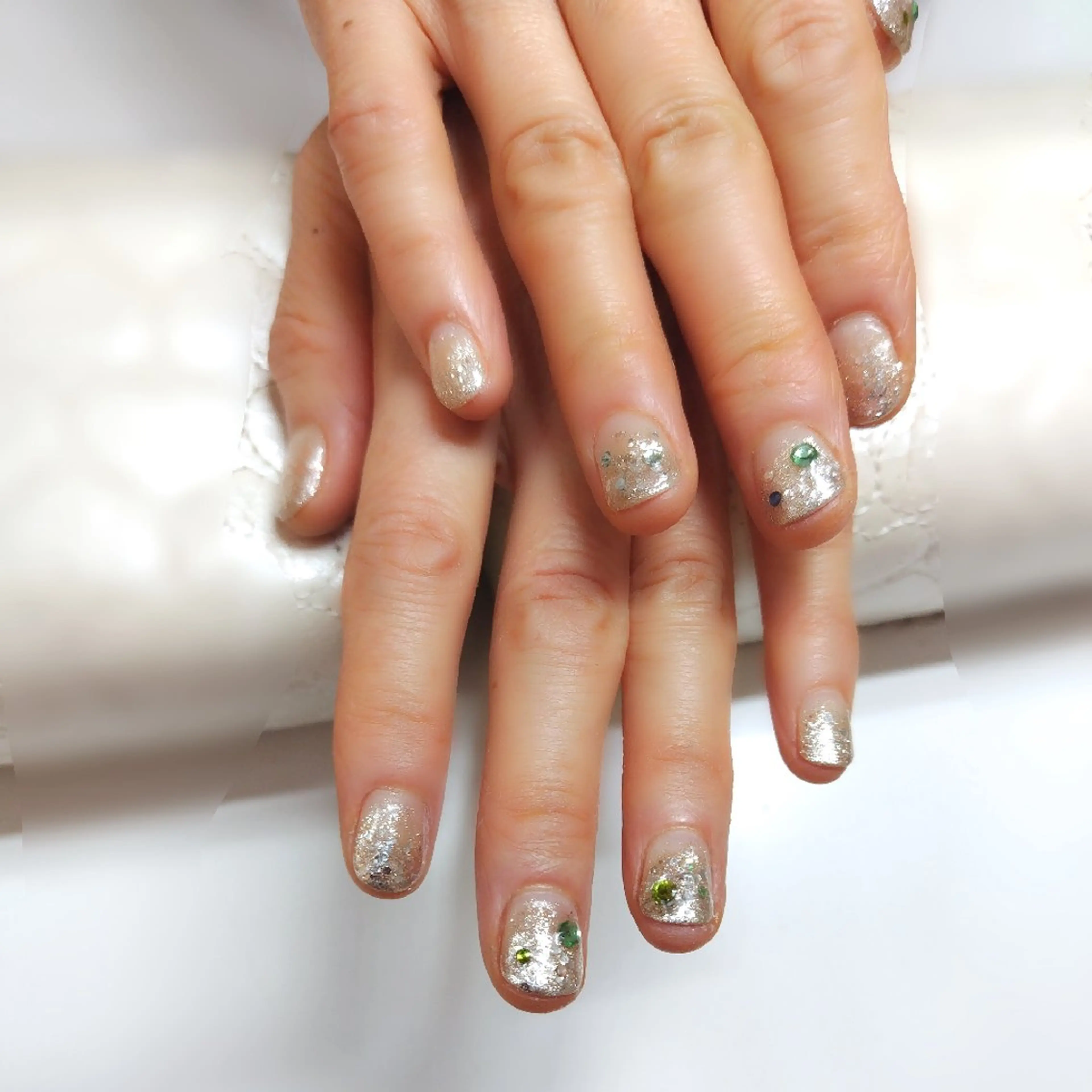 ネイル キラキラネイル ラメ(グリッター) 黒浜 ちなみのネイルデザイン