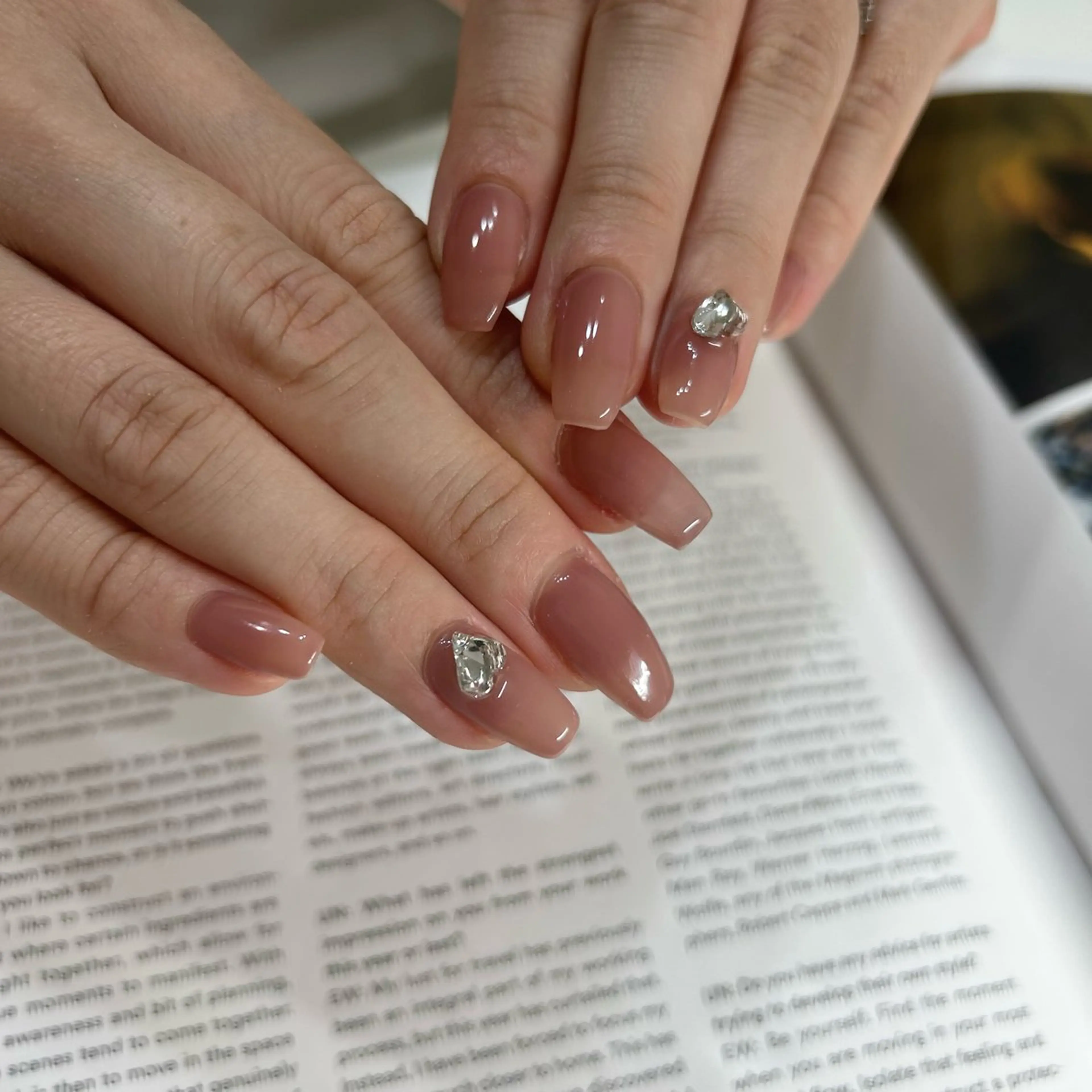 ネイル ブルー フットネイル ジェルネイル キラキラネイル 韓国ネイル RooM -mizuki-のネイルデザイン