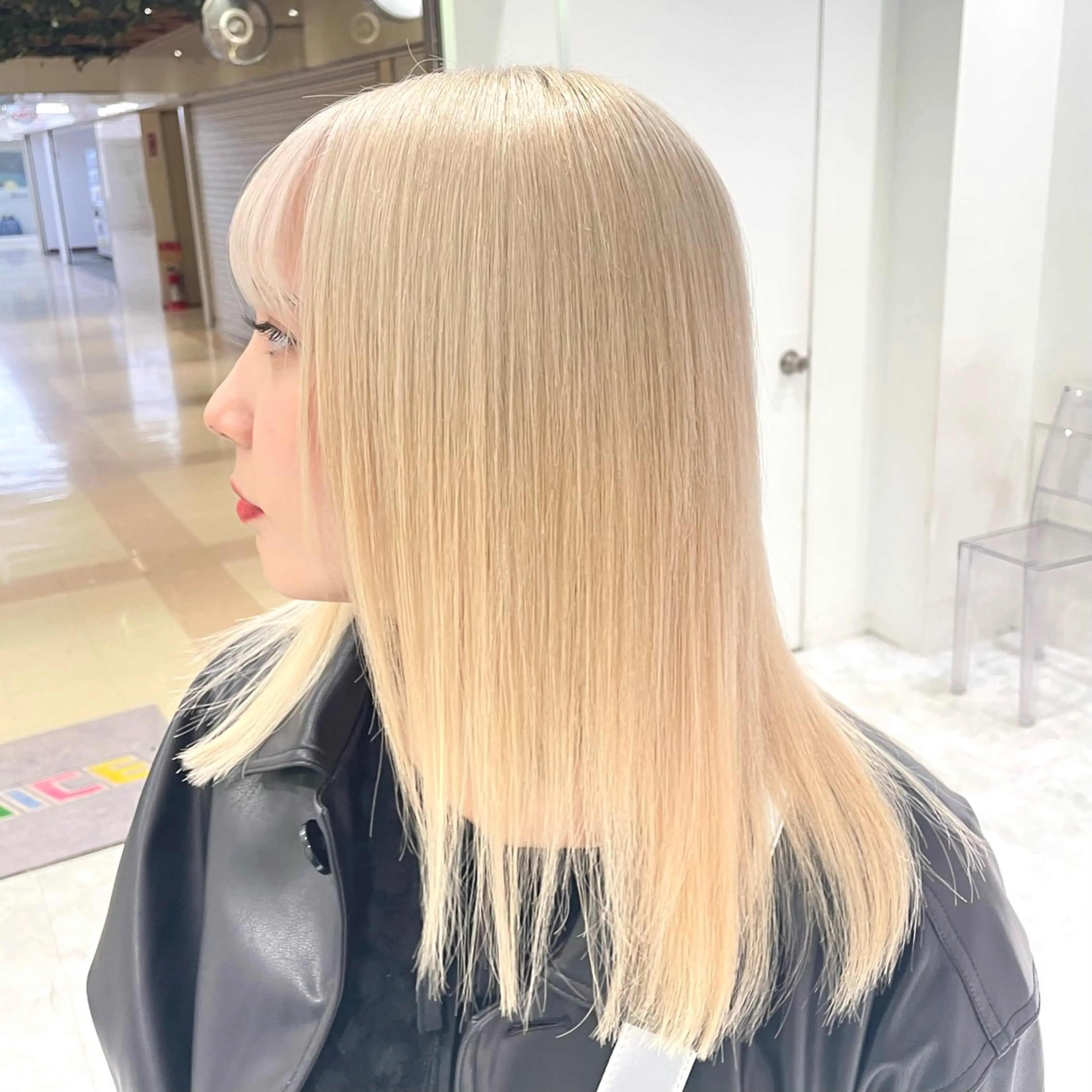 セミロング ヘアカラー 渋谷/透明感カラー /半個室/こうめいのヘアスタイル