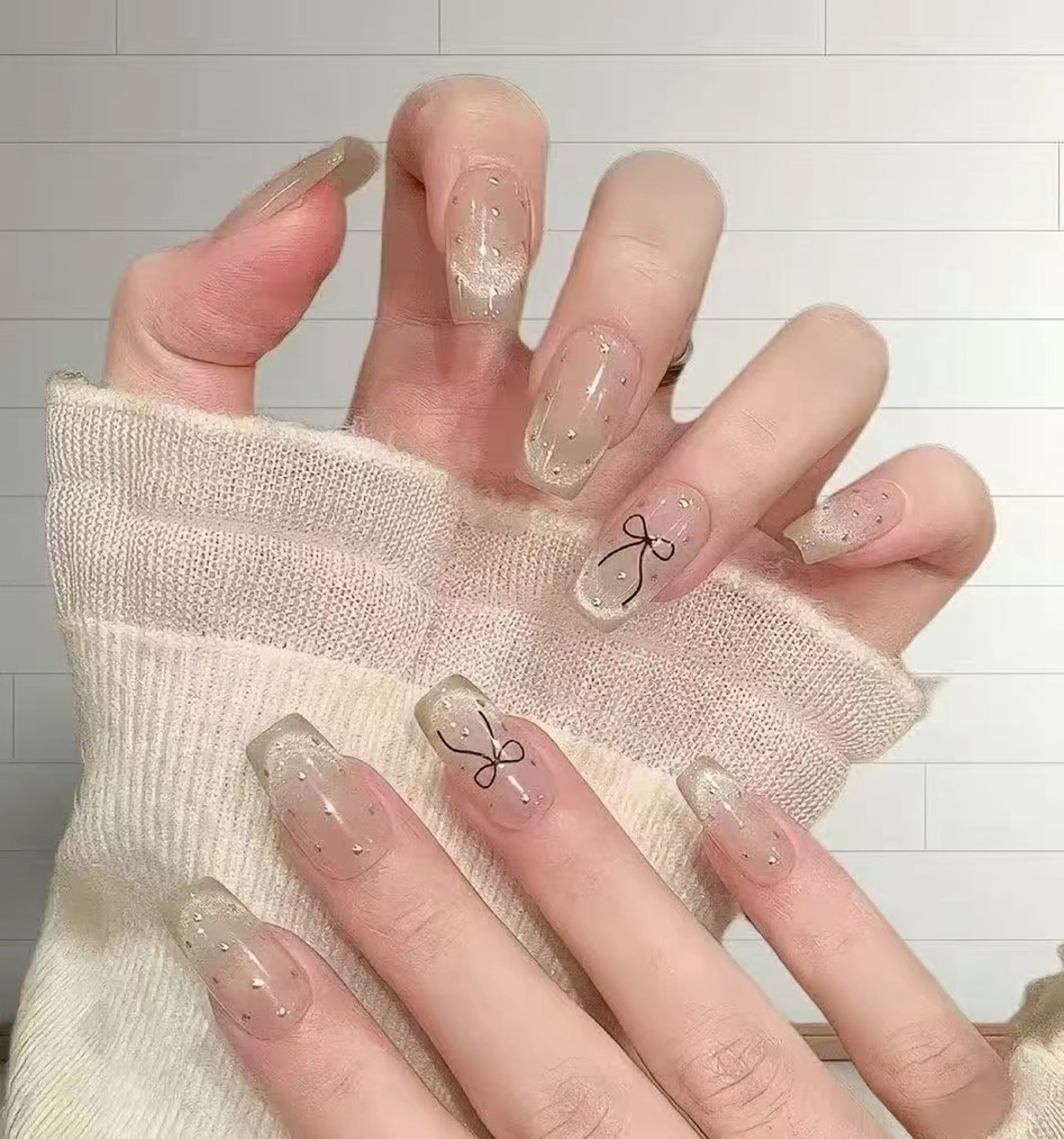 ネイル オーロラネイル フラワーネイル フットネイル フレンチネイル ジェルネイル ハンドネイル Oomiya 服部のネイルデザイン