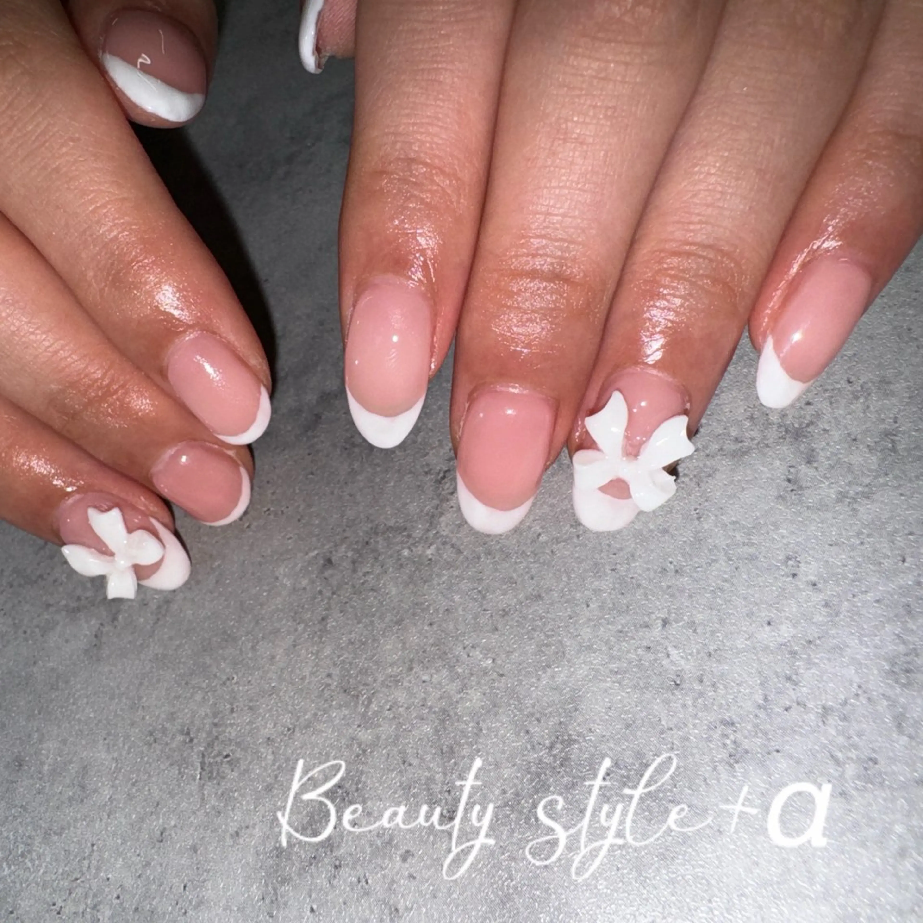 ネイル フレンチネイル ハンドネイル Memezawa Nanaのネイルデザイン