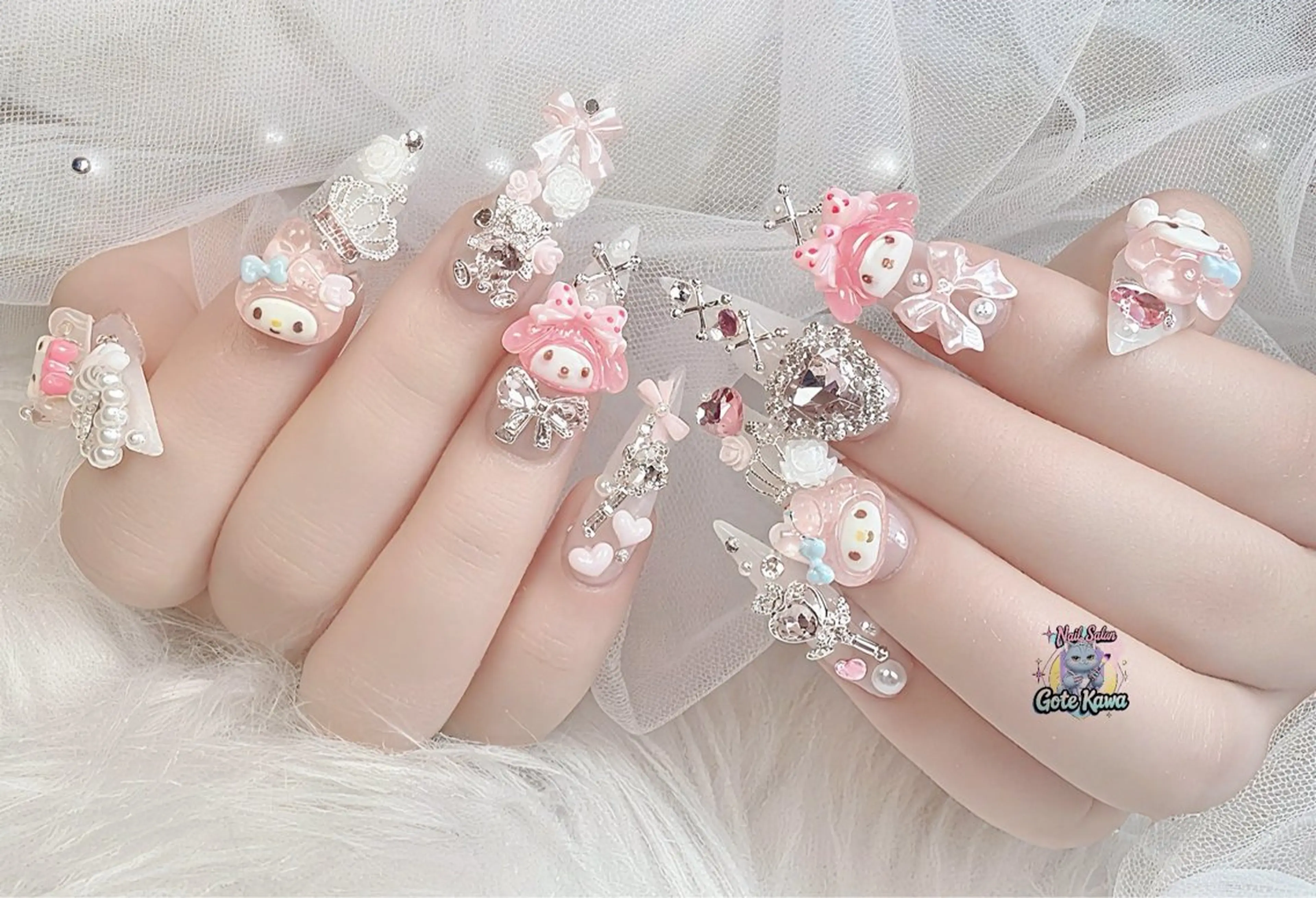 ネイル アートネイル ジェルネイル マグネットネイル 持ち込み ワンカラーネイル ハンドネイル ハンドケア Gote Kawa nail salonのネイルデザイン
