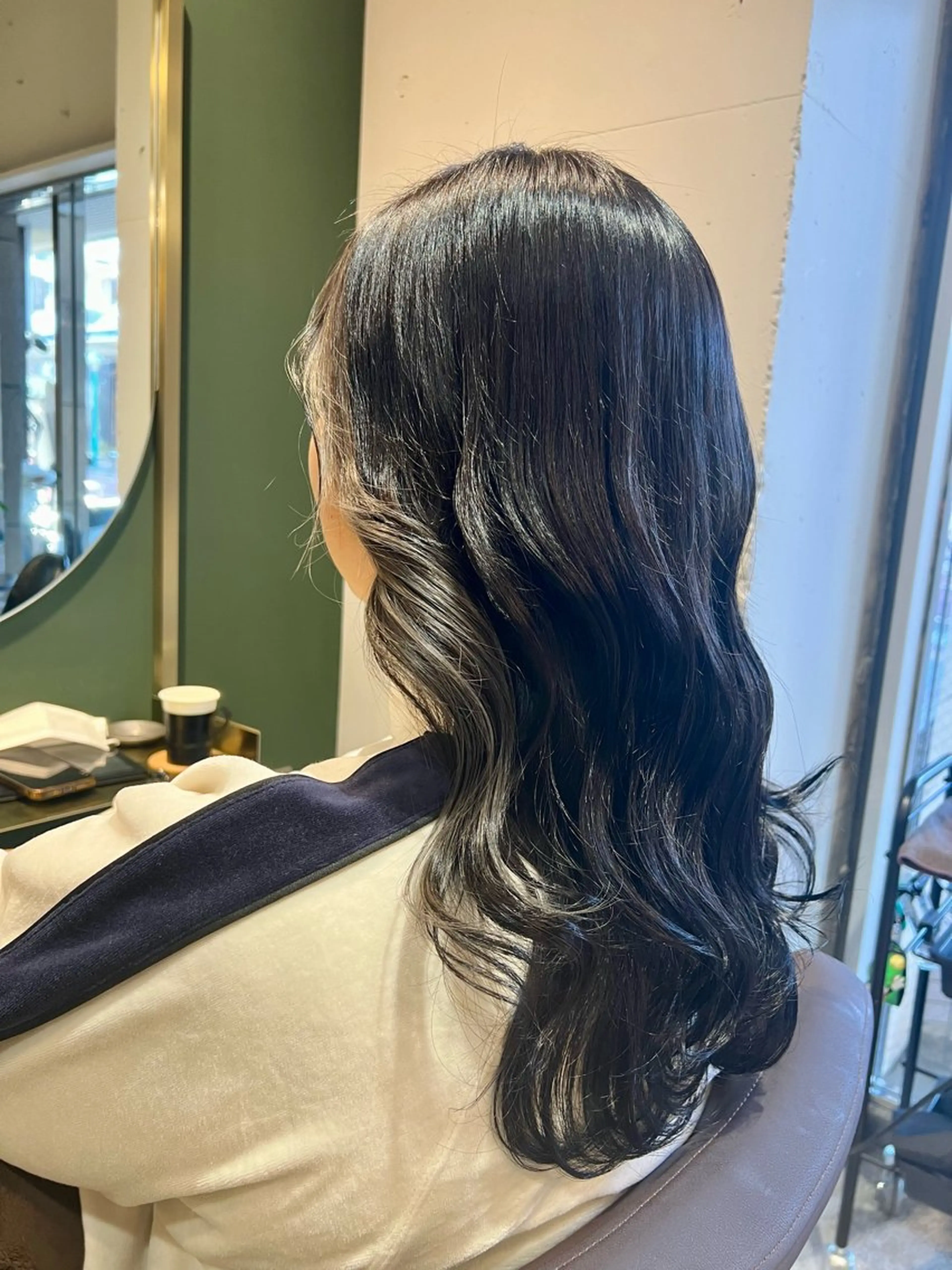 セミロング カラー ブリーチ 顔周りカット ヘアカラー トリートメント ヘッドスパ カラースペシャリスト しょう🧑🏼‍🎨のヘアスタイル