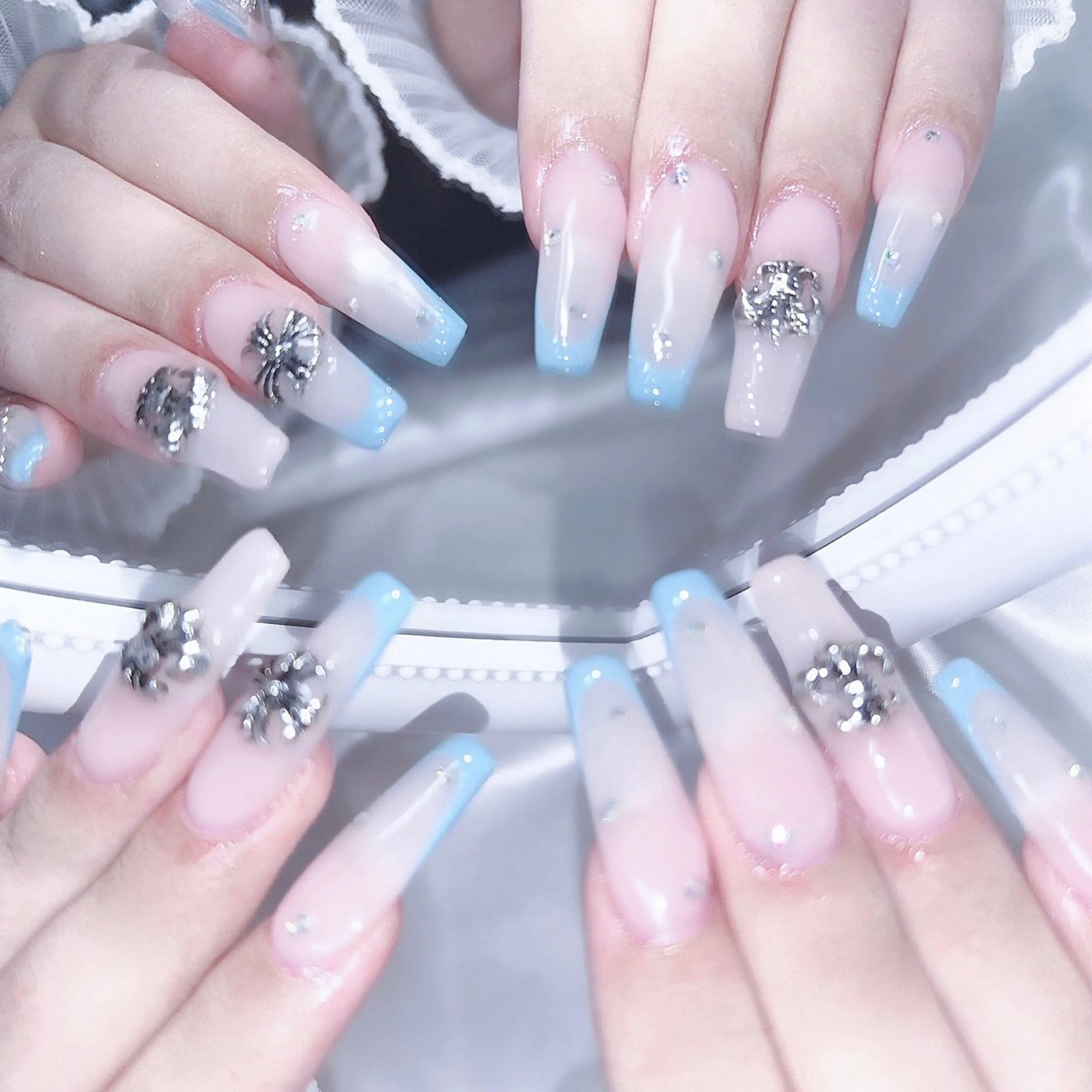 ネイル ハンドネイル merci nailのネイルデザイン
