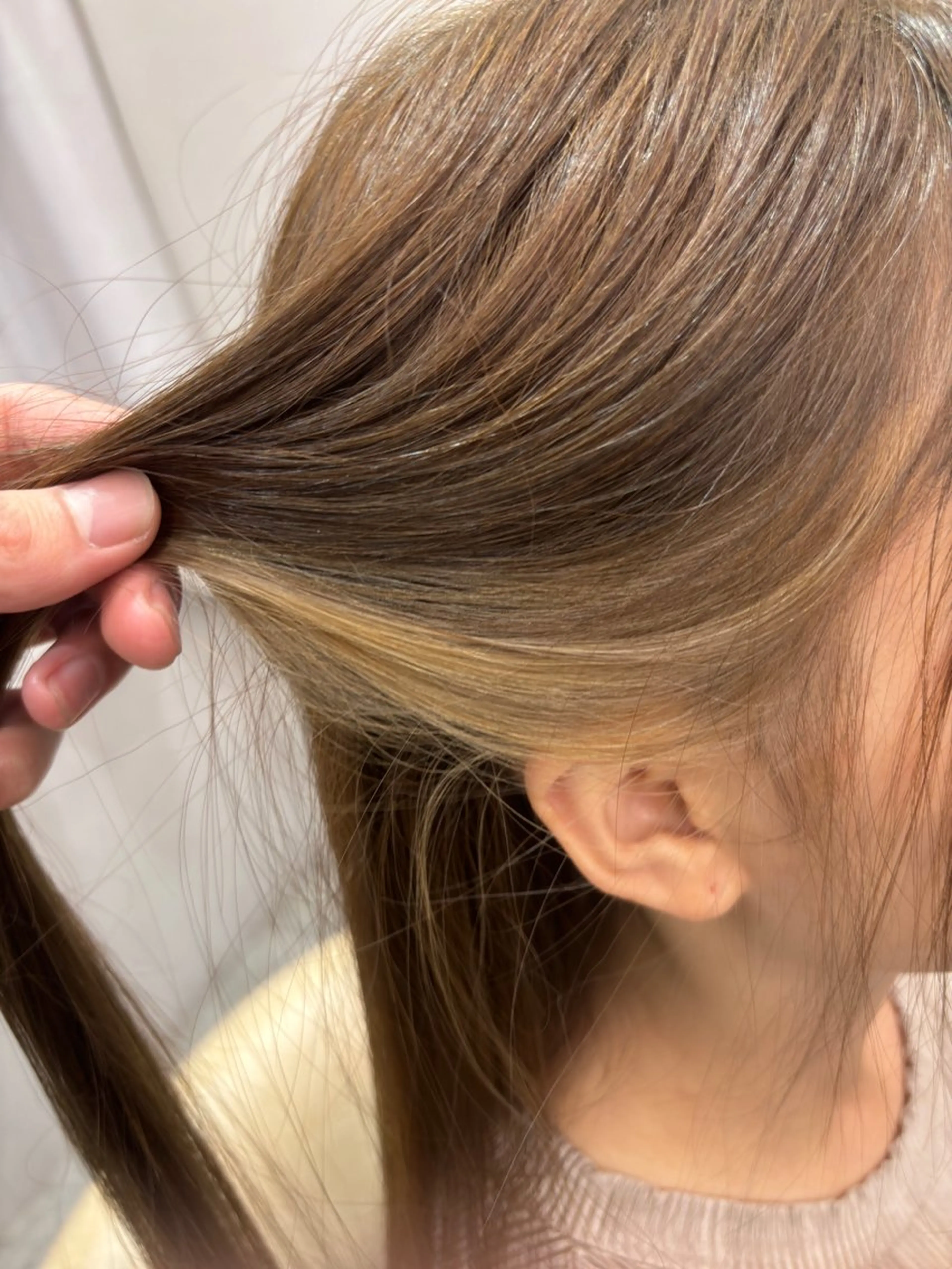 カラー 三木 紘汰のヘアスタイル