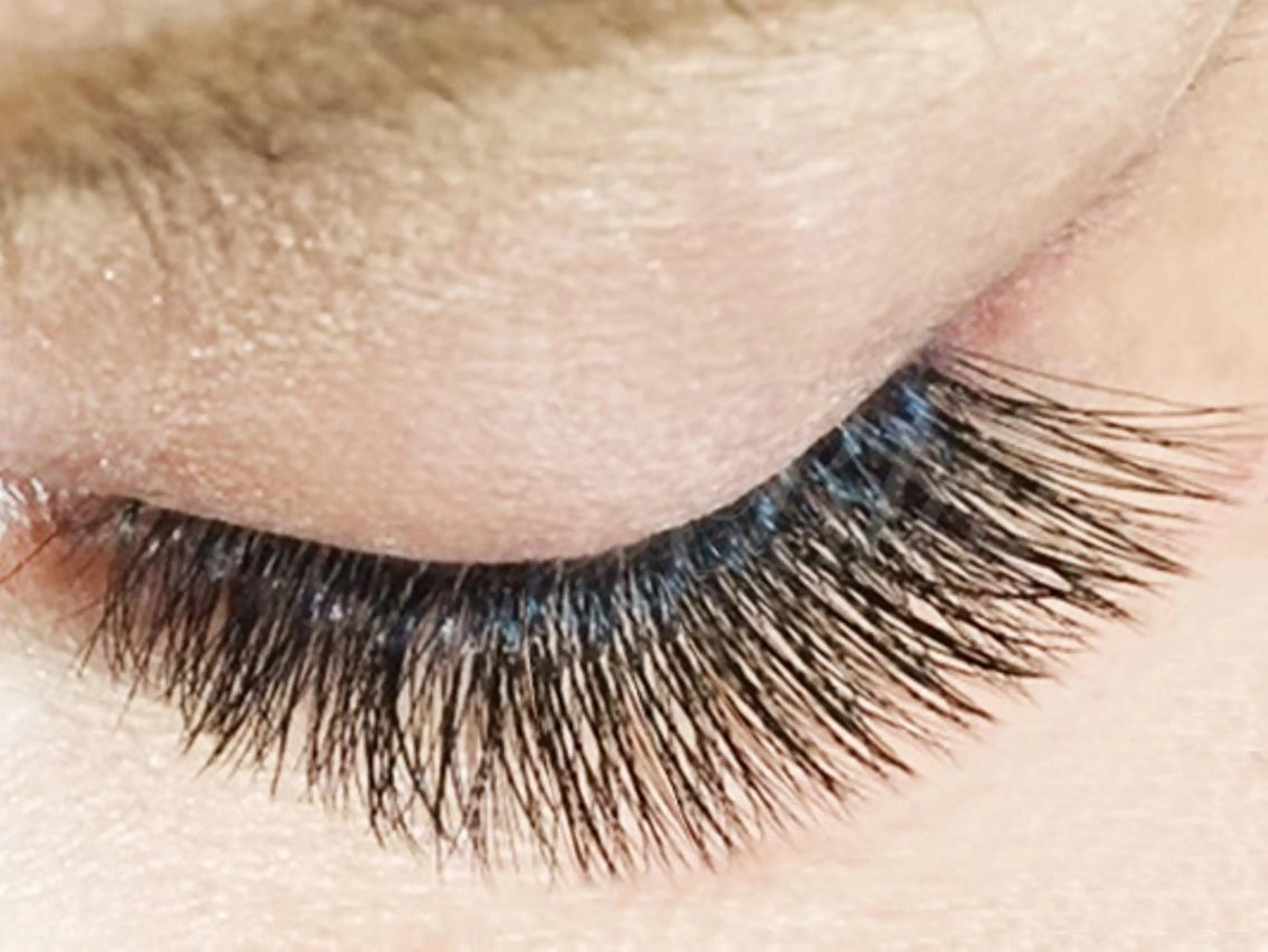 マツエク・マツパ Lnail× Blanc 港北店のネイルデザイン