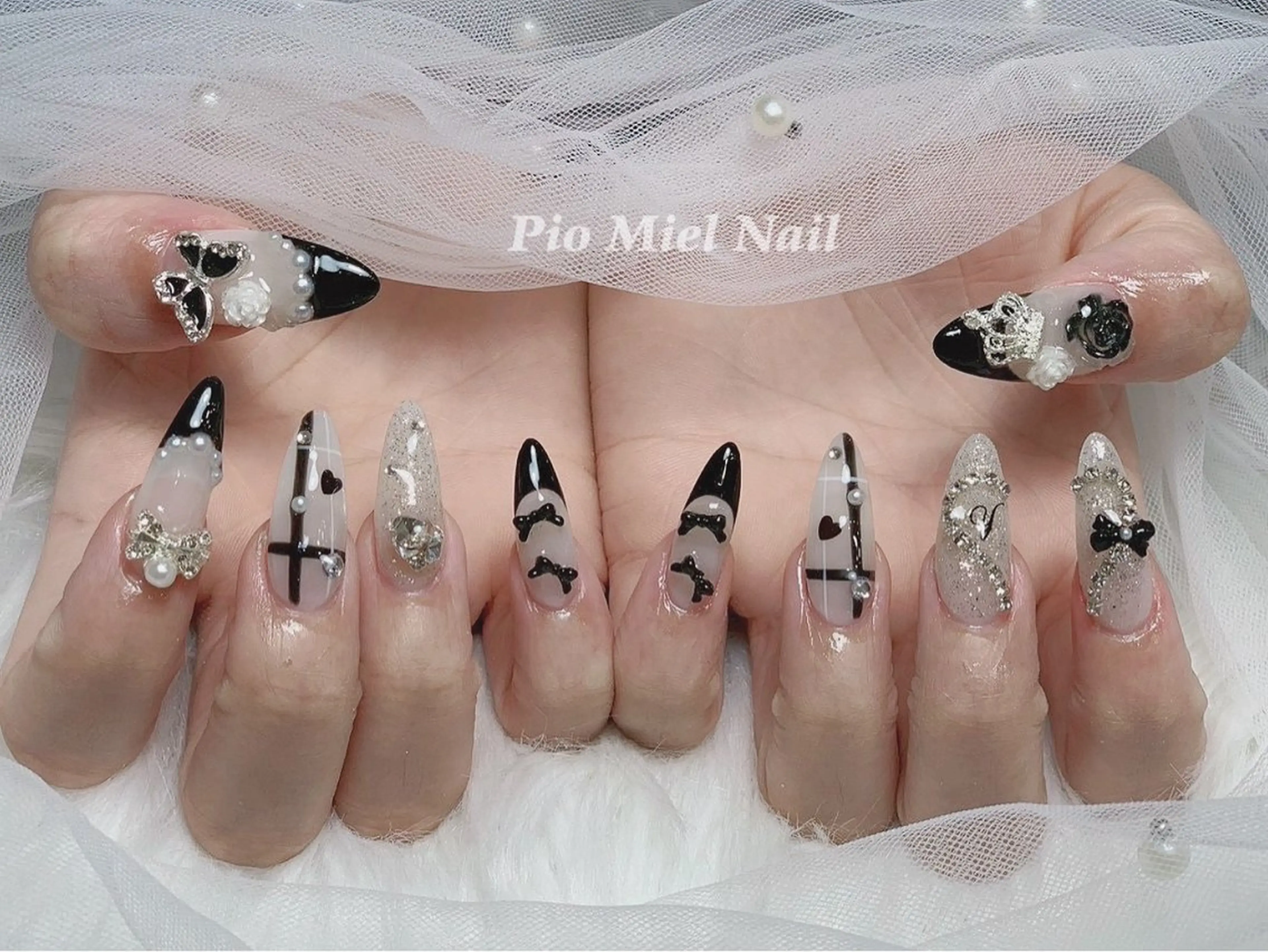 ネイル ハンドネイル HANA 長さだしのネイルデザイン