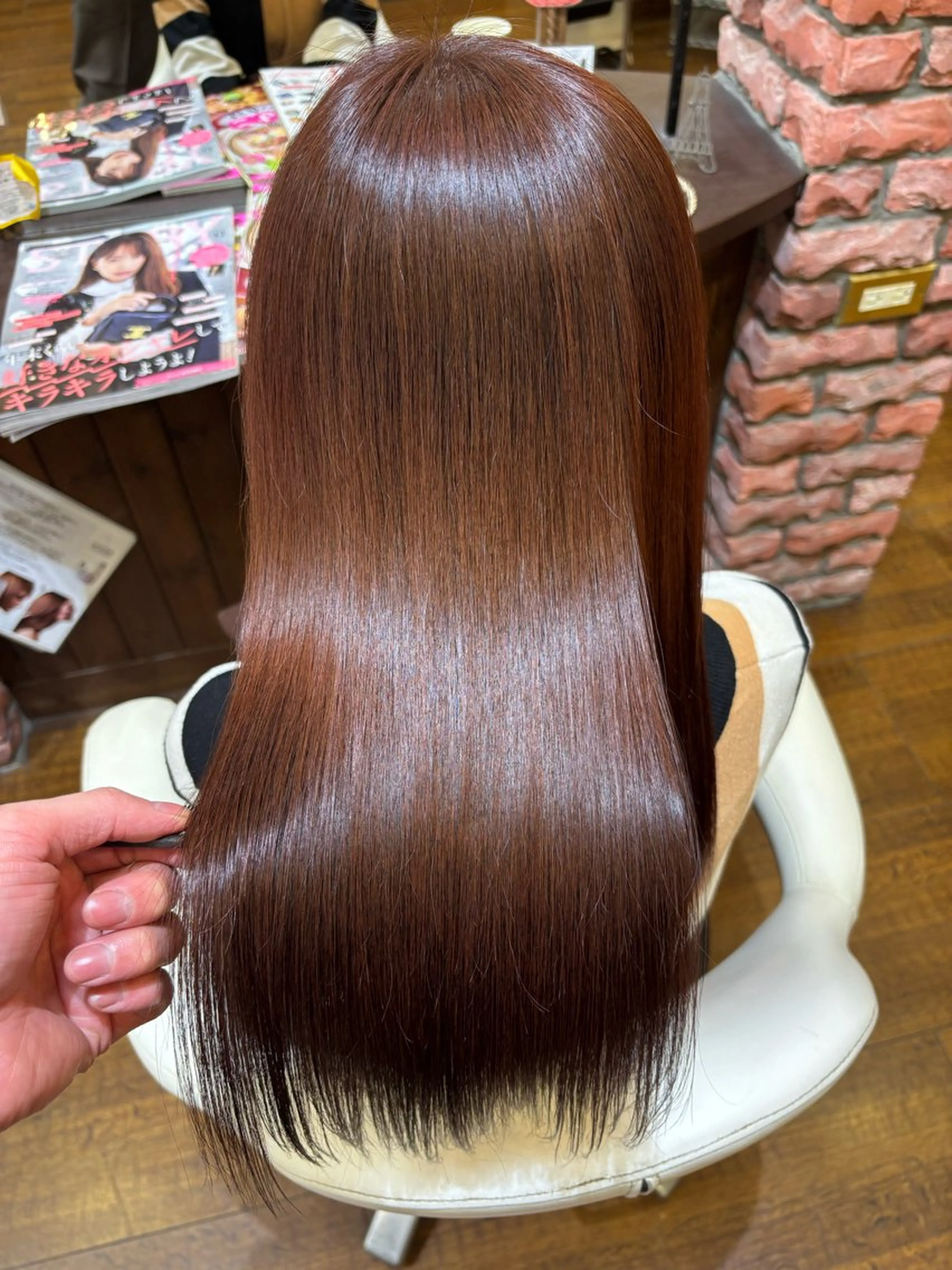 ロング カット ヘアカラー トリートメント 片桐 巧貴のヘアスタイル