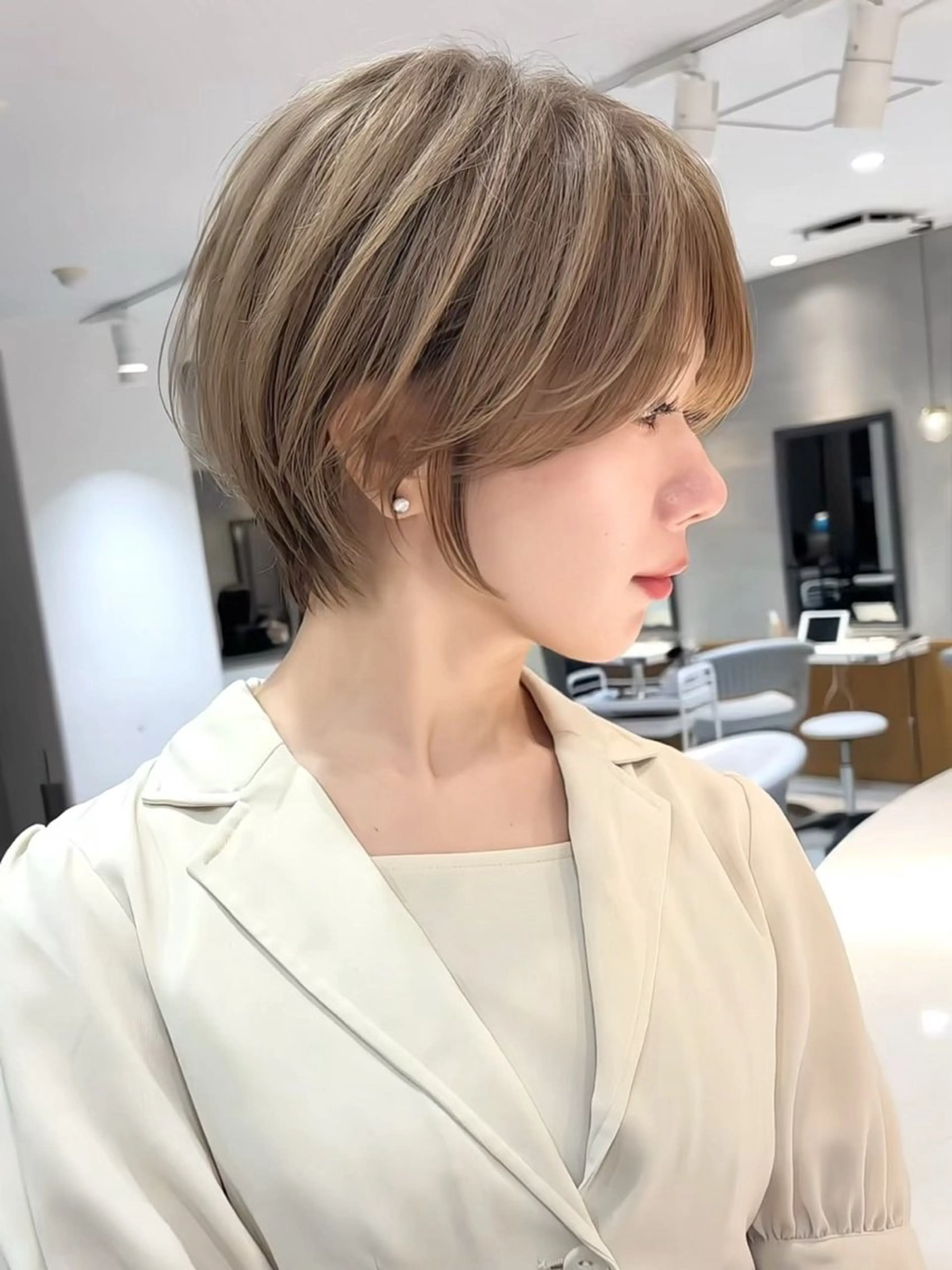 【🔴5月限定🔴】カット＋Wカラー（ブリーチ込）＋トリートメント🪄の写真