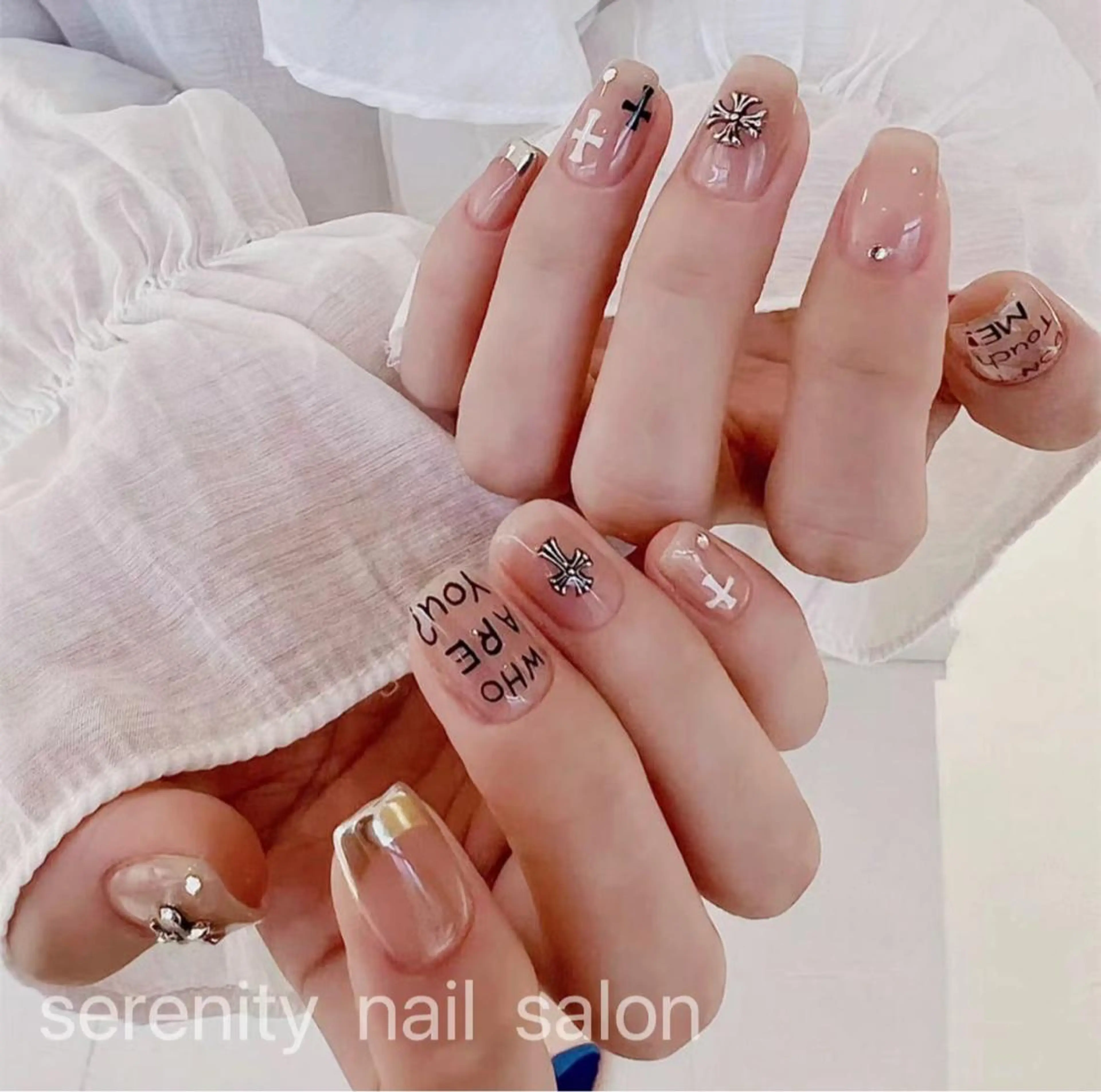 ネイル ハンドネイル ハンドケア ✨Serenity Nail salonのネイルデザイン