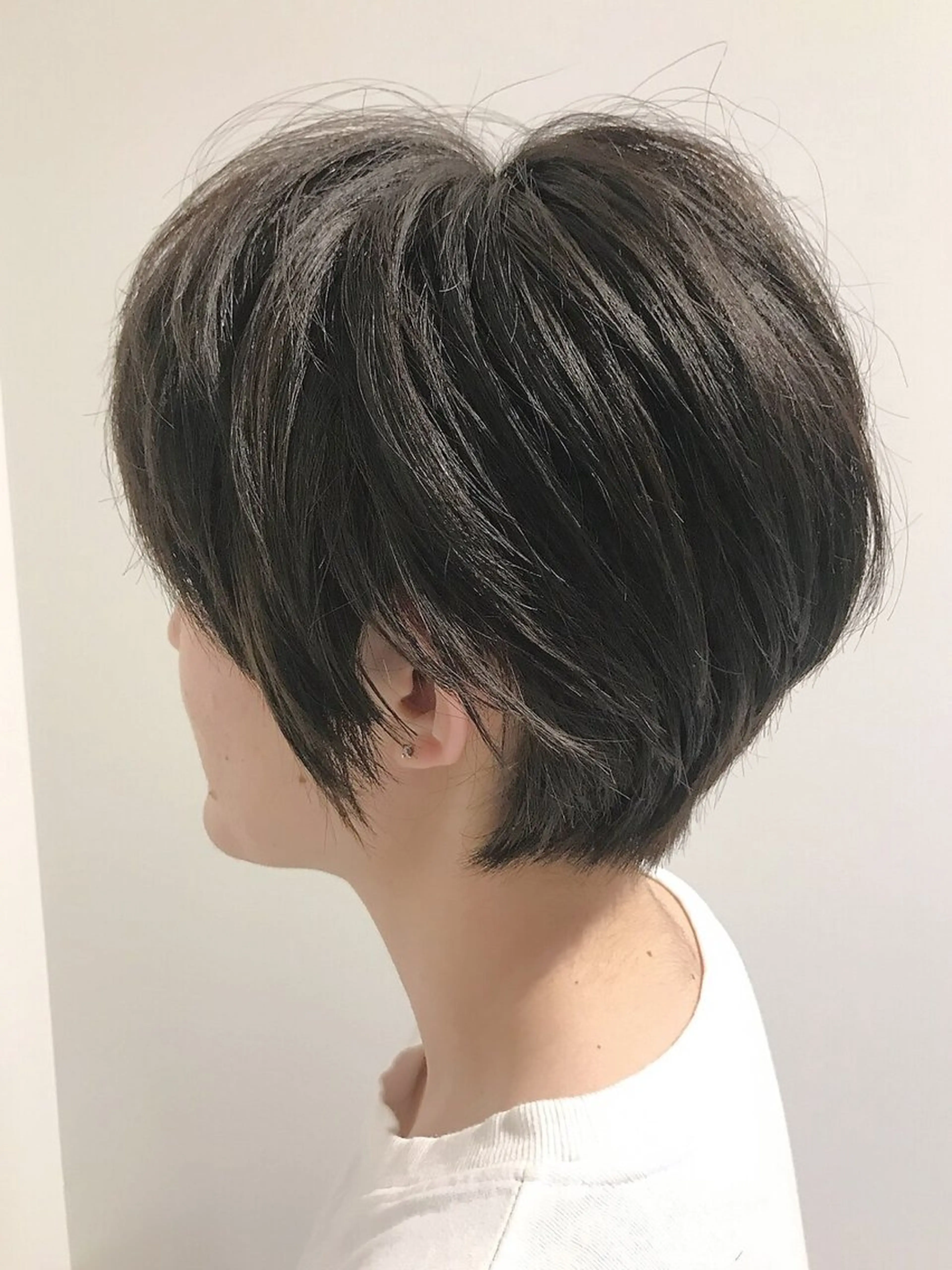 ショート ショートヘア 🌊インナーカラー 🐬櫻井海星のヘアスタイル
