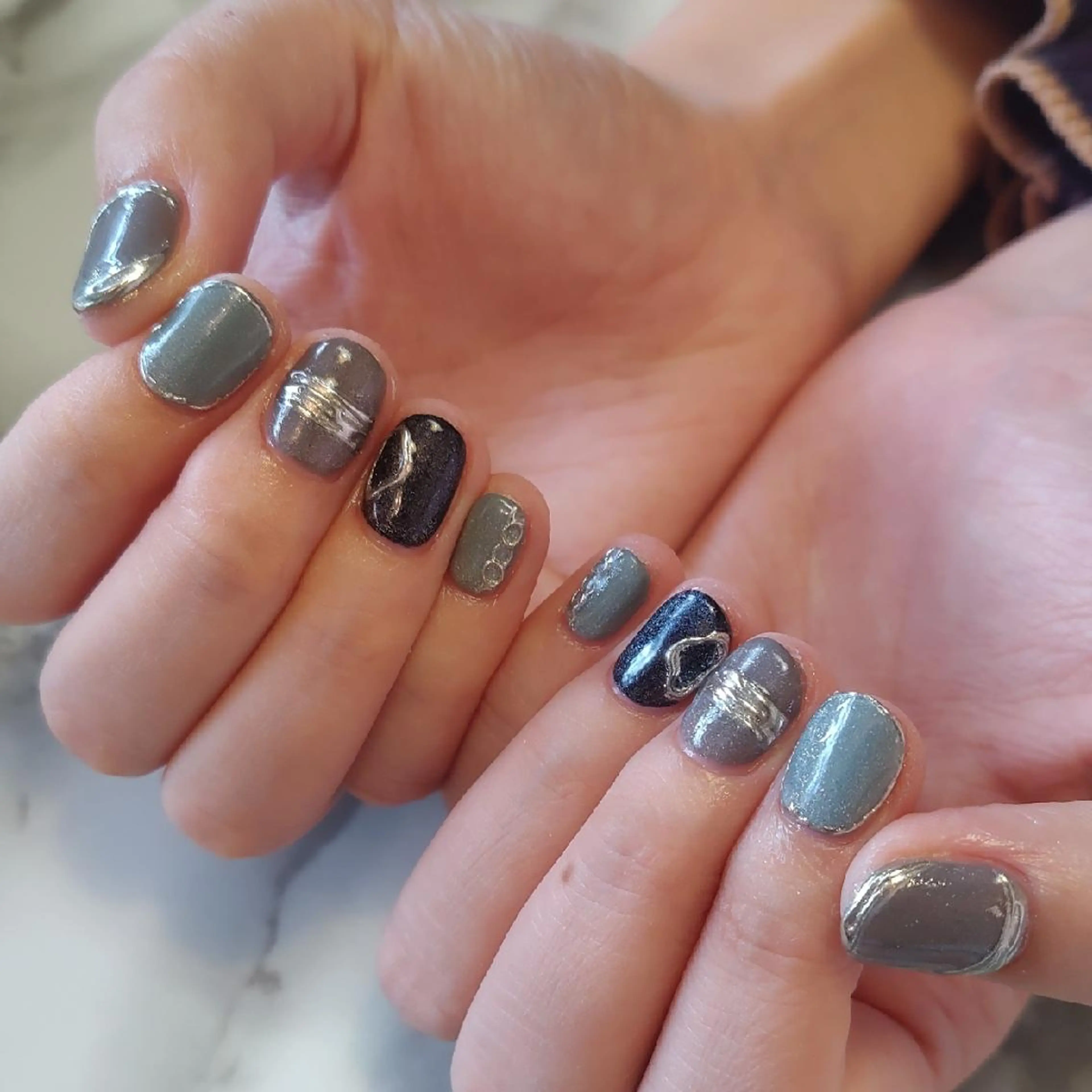 ネイル マグネットネイル ミラーネイル ジェヌインネイル 河内のネイルデザイン