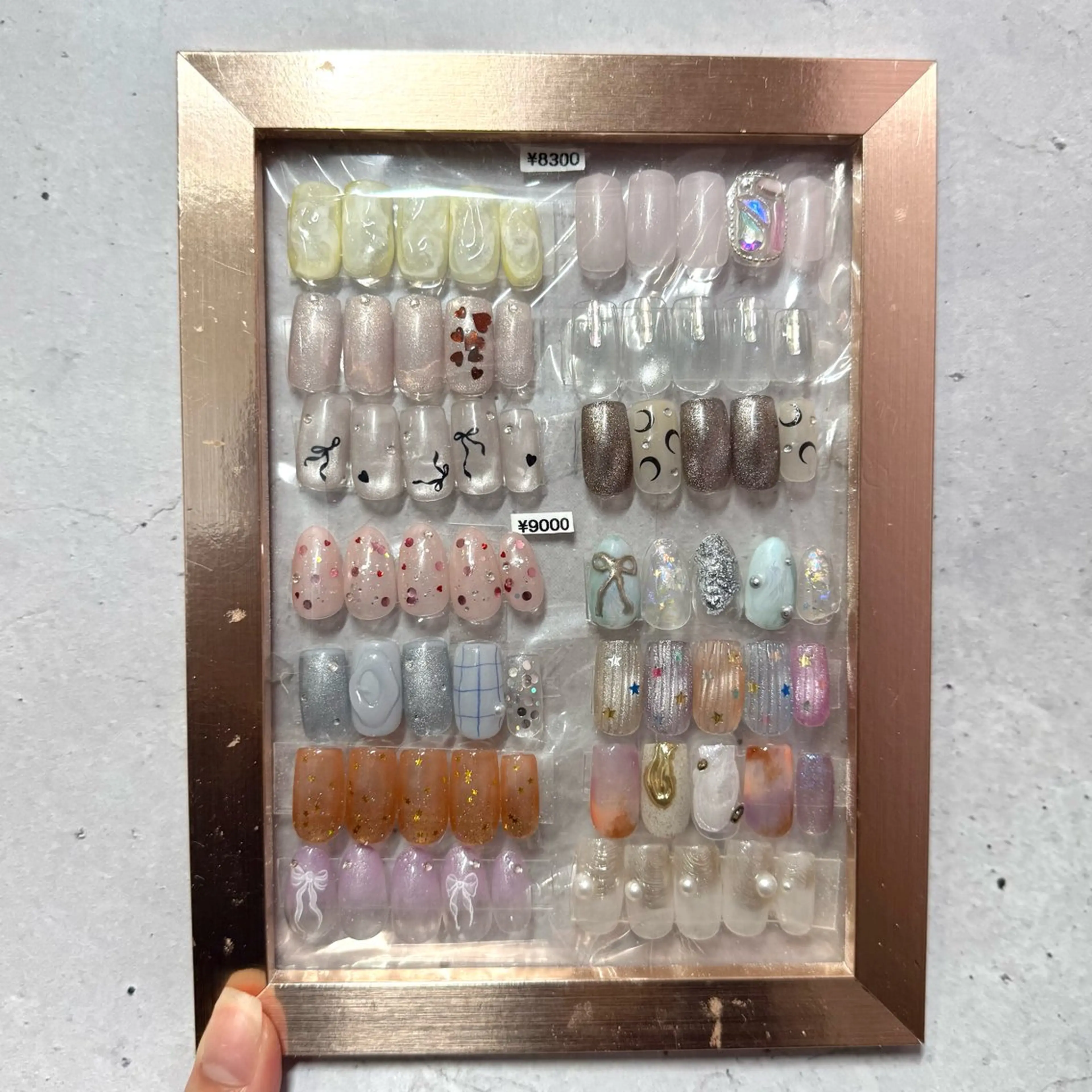 ネイル ハンドネイル chika .のネイルデザイン