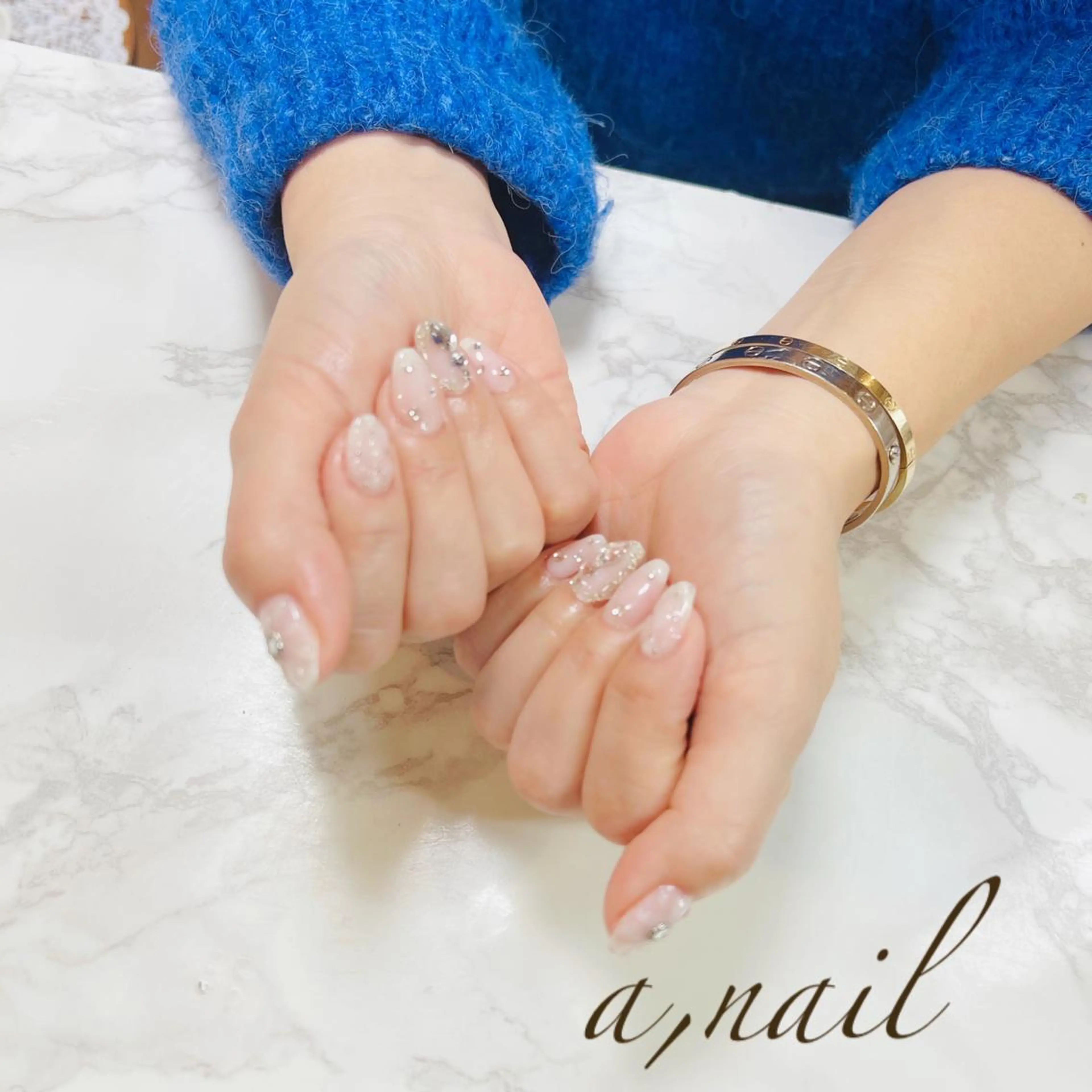 ネイル フットネイル ジェルネイル グラデーション キラキラネイル 韓国ネイル ハンドネイル ネイルサロン エーネイルのネイルデザイン