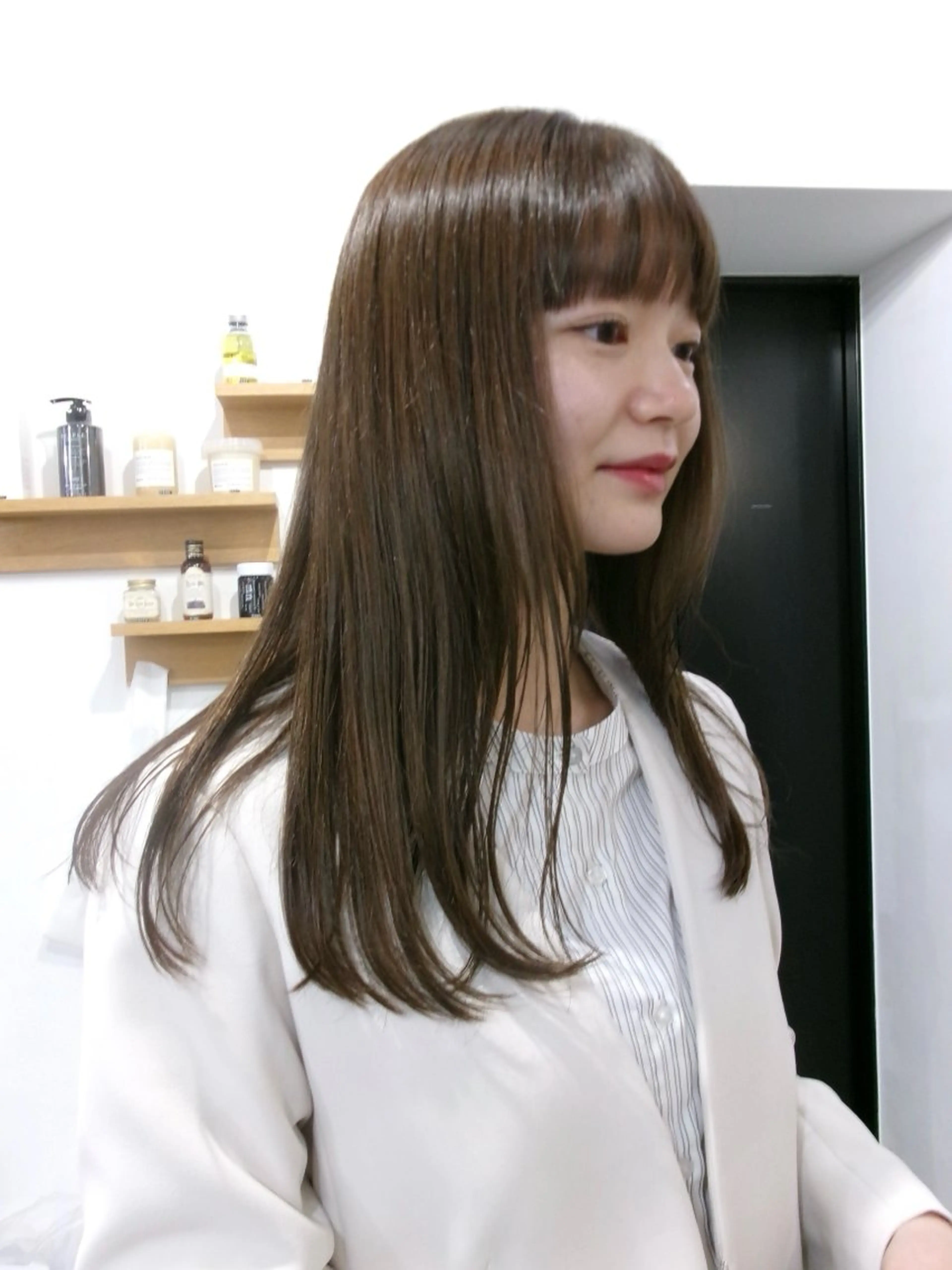 ロング カラー 縮毛矯正 nishihama nanaのヘアスタイル