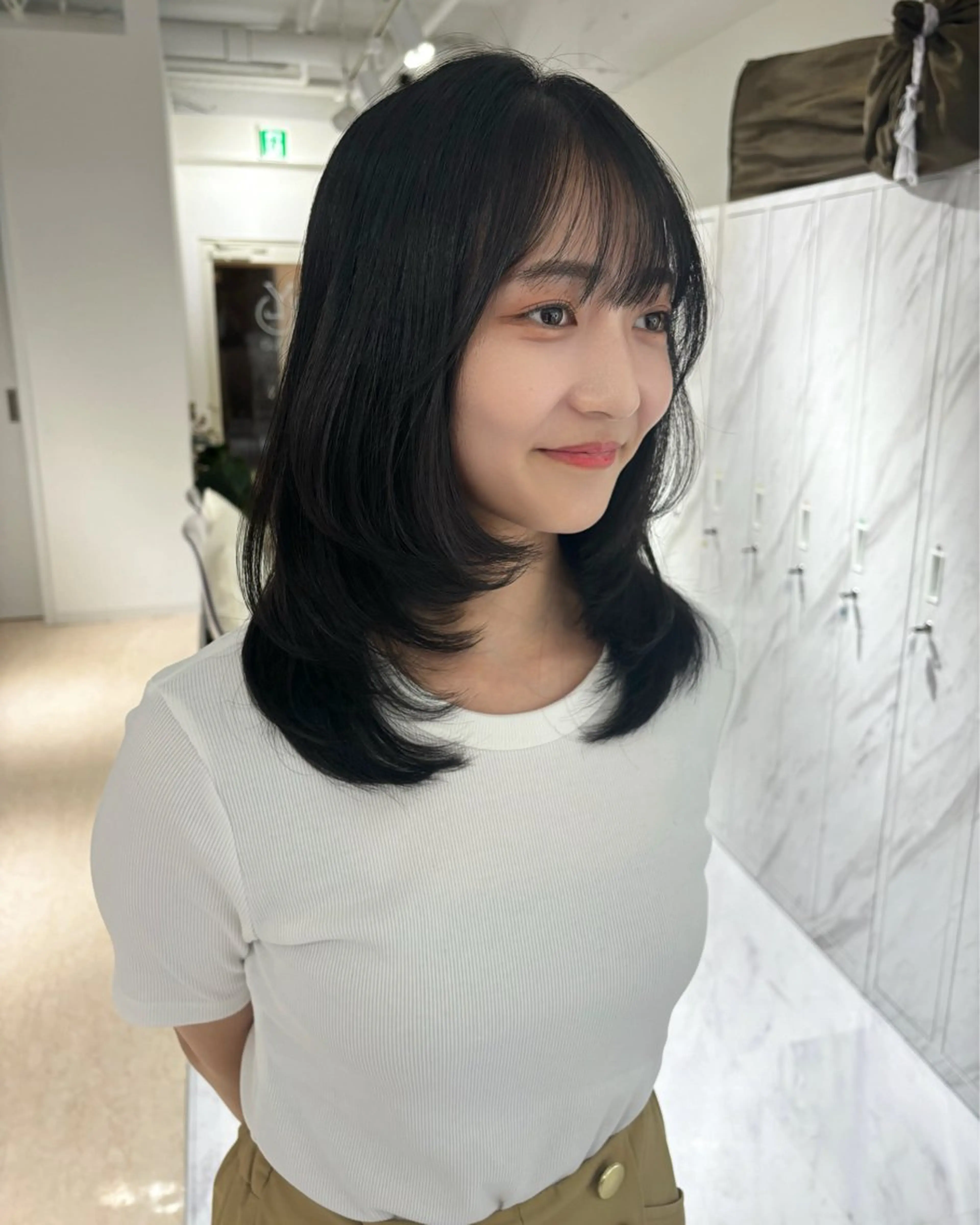 セミロング レイヤーカット🤍 seriraのヘアスタイル