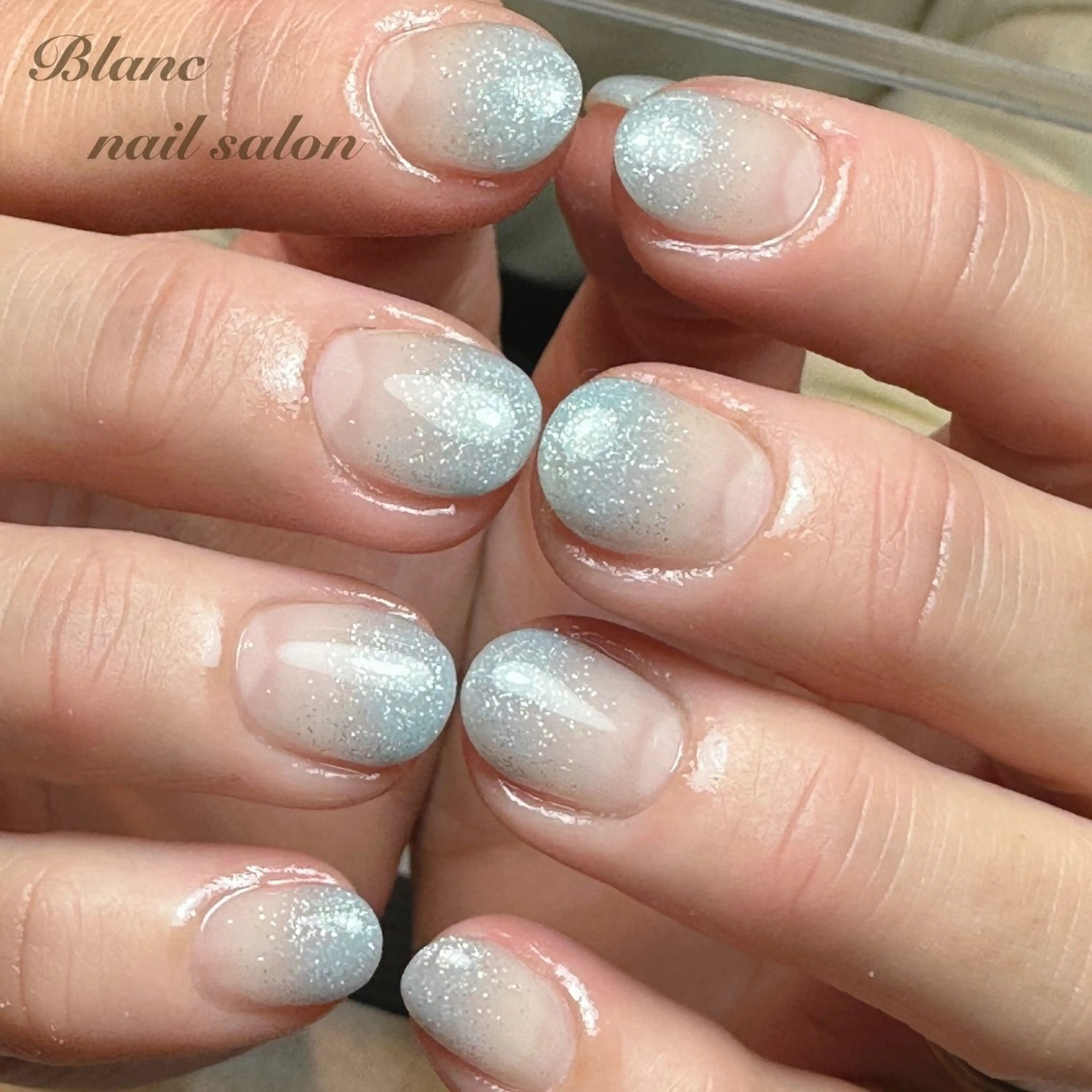 ショート ハンドネイル Blanc ブランのネイルデザイン