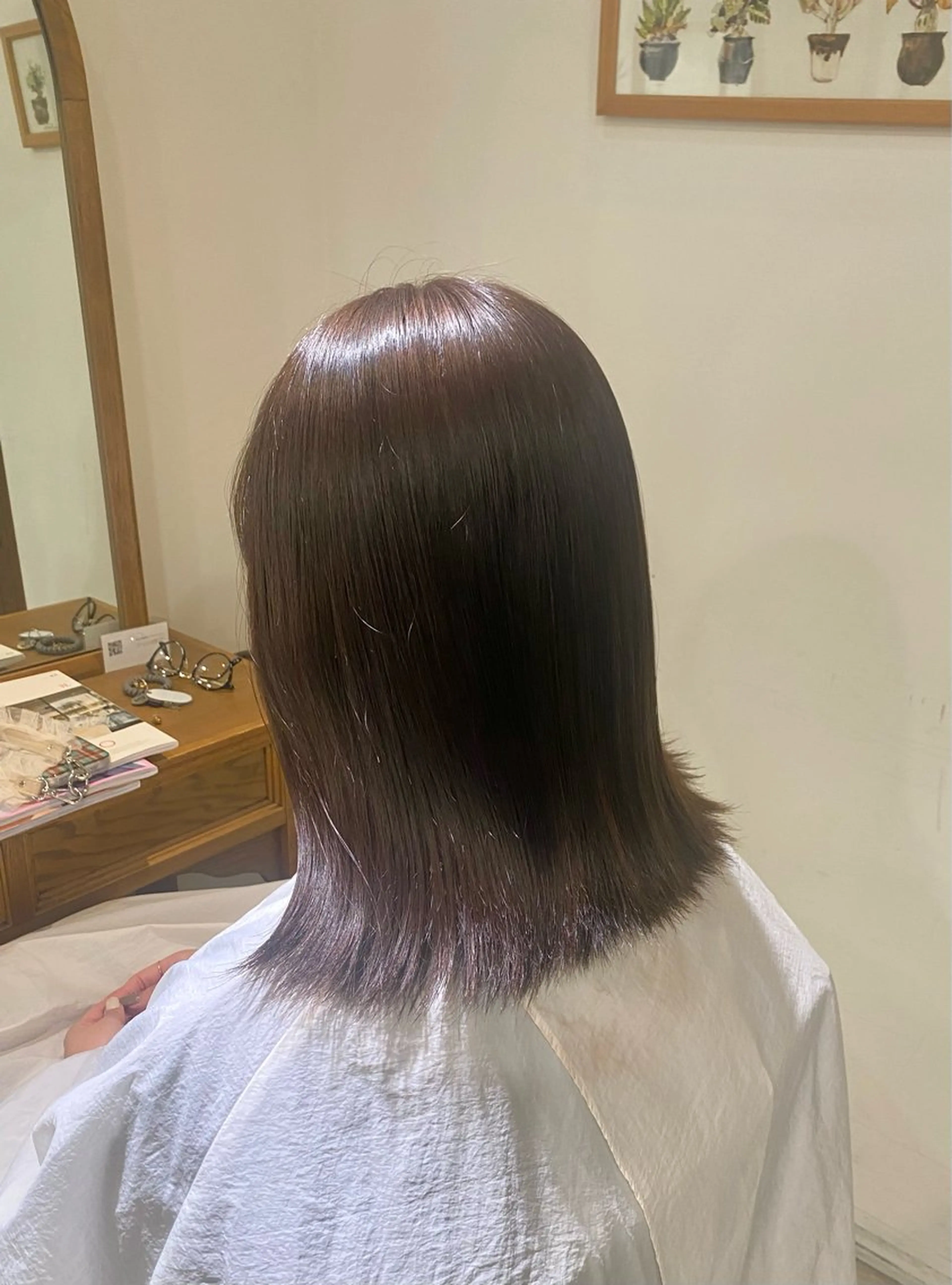 セミロング LiC えりのヘアスタイル