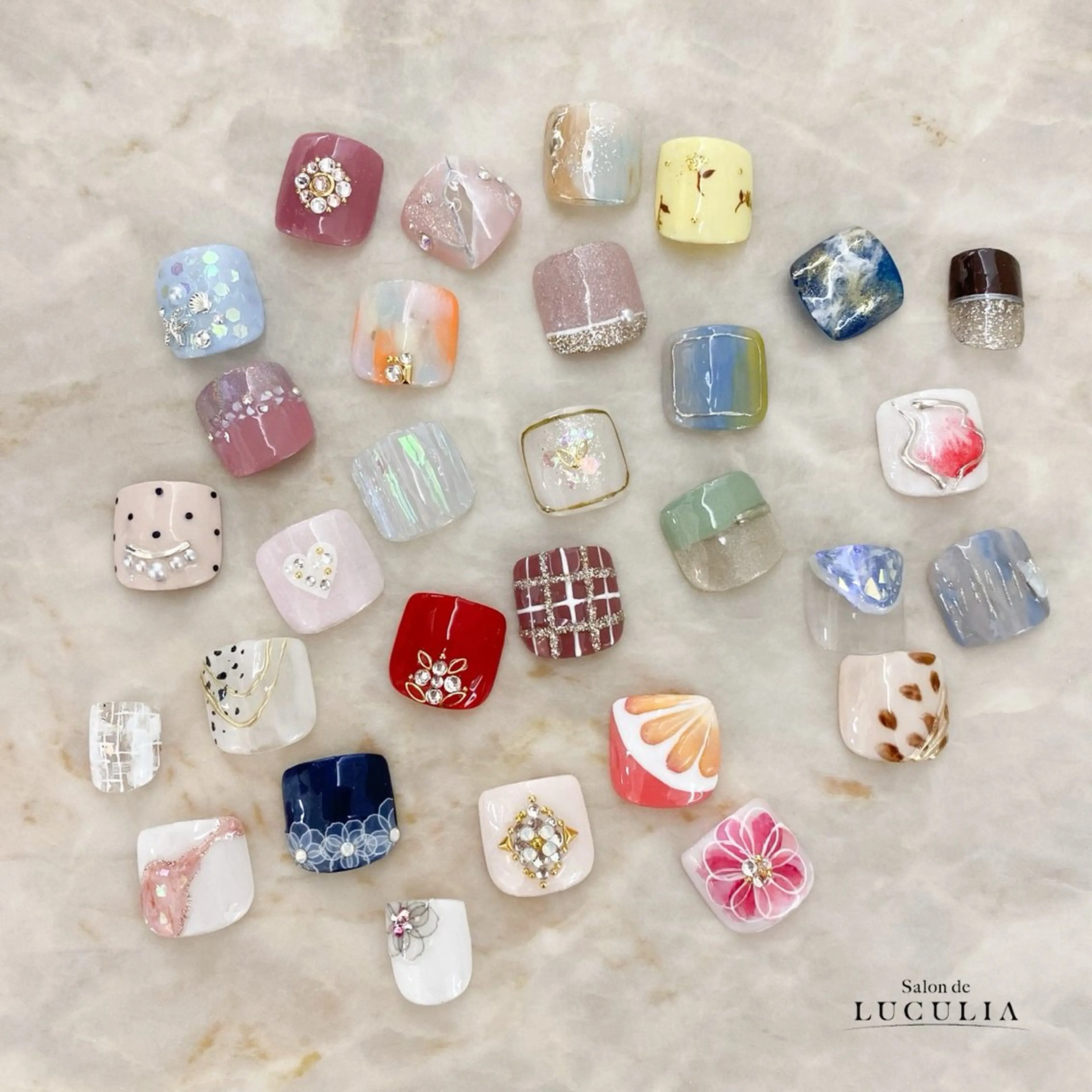 ネイル LUCULIA 渡邉のネイルデザイン