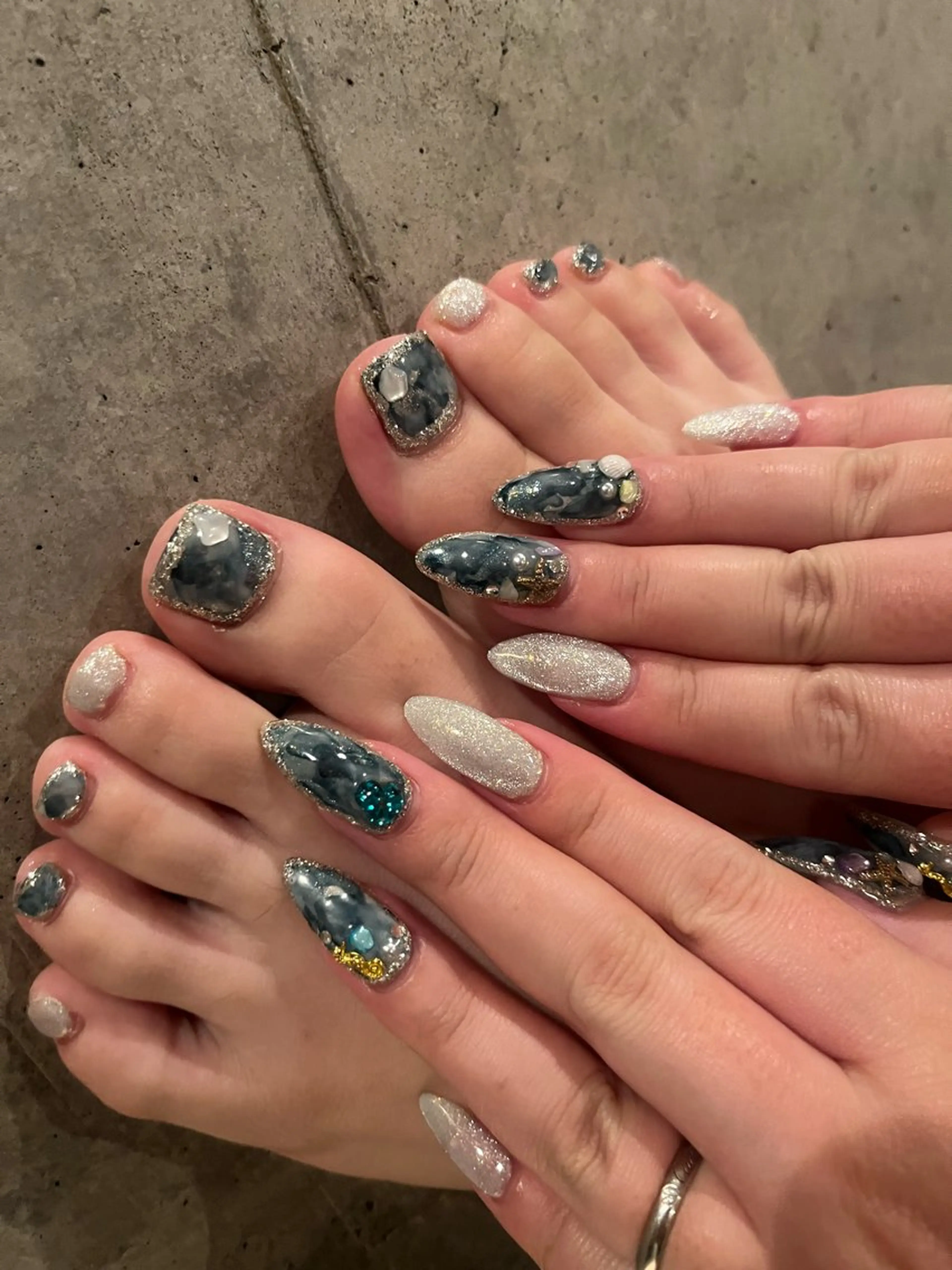 ネイル フットネイル 夏ネイル ハンドネイル DariL Ayaのネイルデザイン