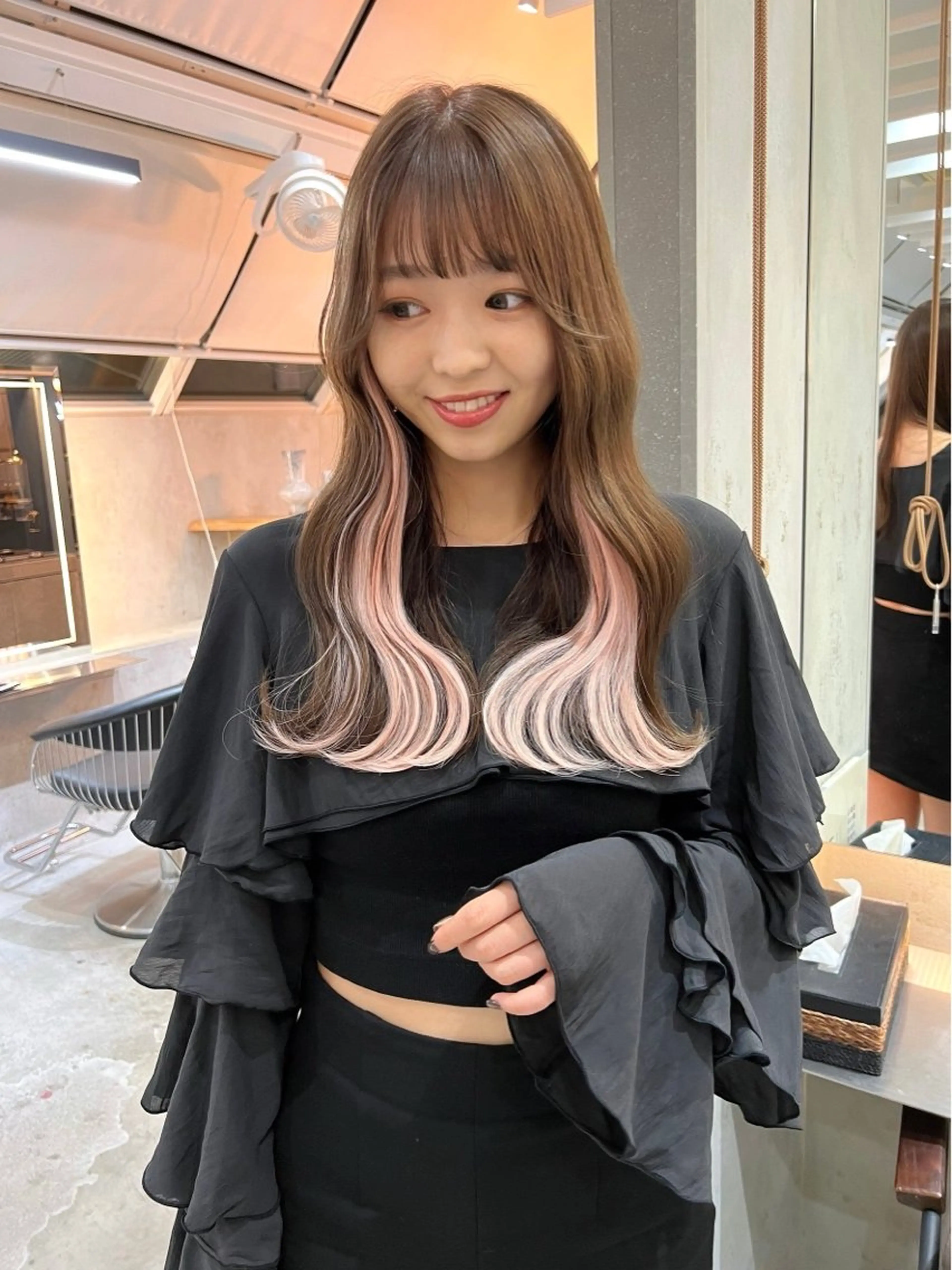 ロング 水原　悠吾 ELISS　ブリーチのヘアスタイル