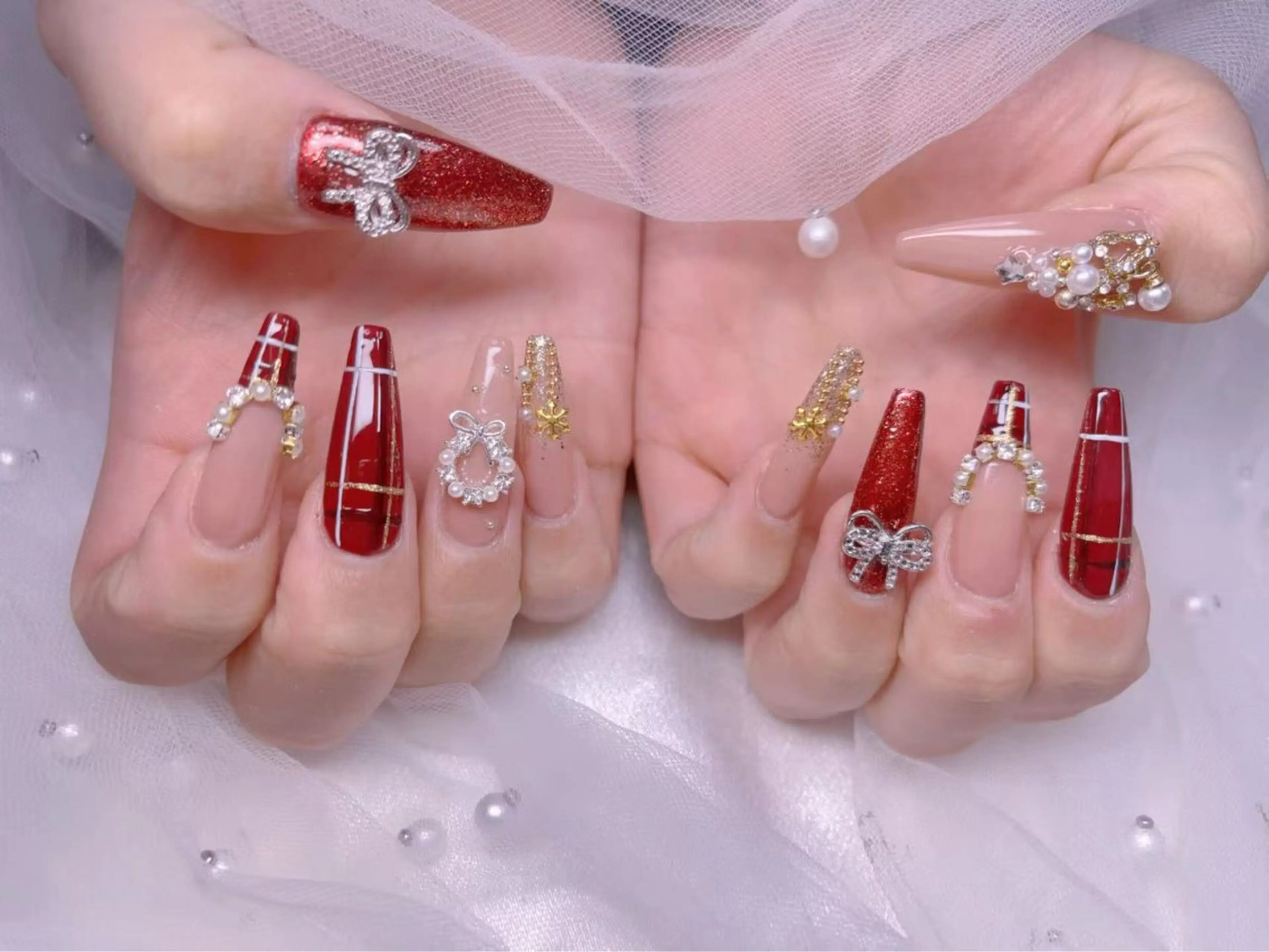 ネイル UMI ネイルサロン新宿🎀のネイルデザイン