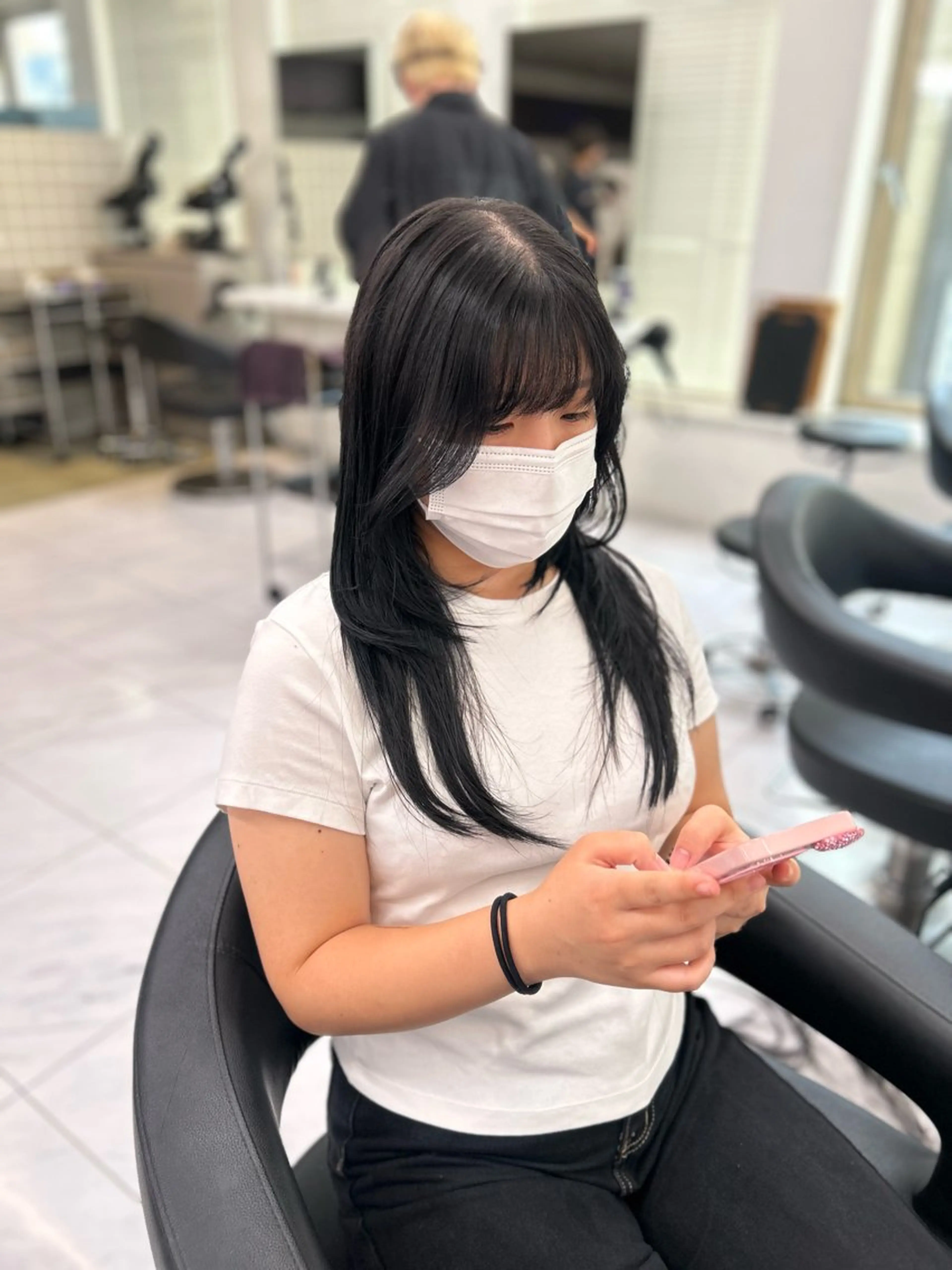 ロング カラー パーマ ヘアアレンジ メンズ キッズ カット トリートメント 🦋韓国レイヤー｜ 透明感グレージュ🦋のヘアスタイル