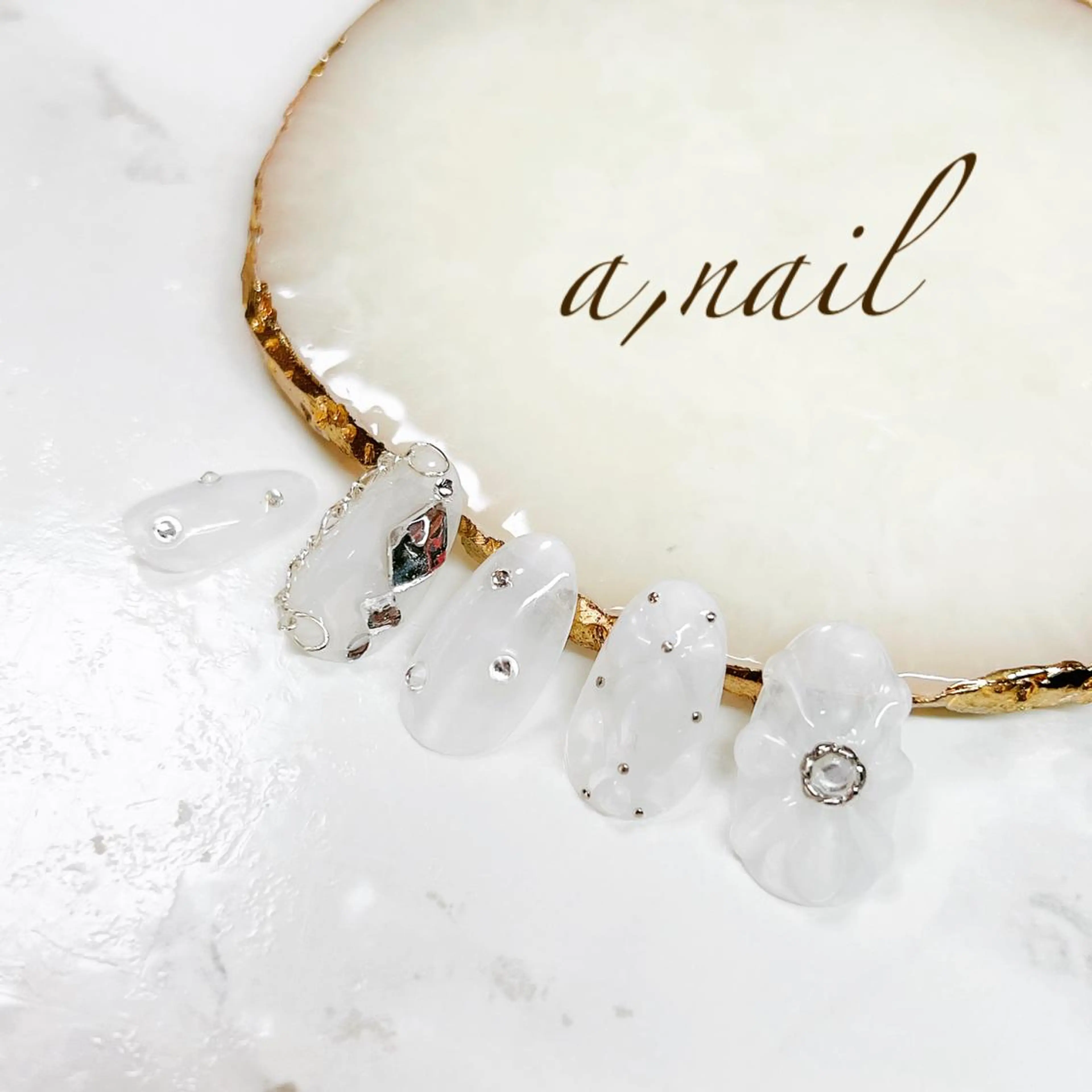 ネイル フットネイル ジェルネイル グラデーション キラキラネイル 韓国ネイル ハンドネイル ネイルサロン エーネイルのネイルデザイン