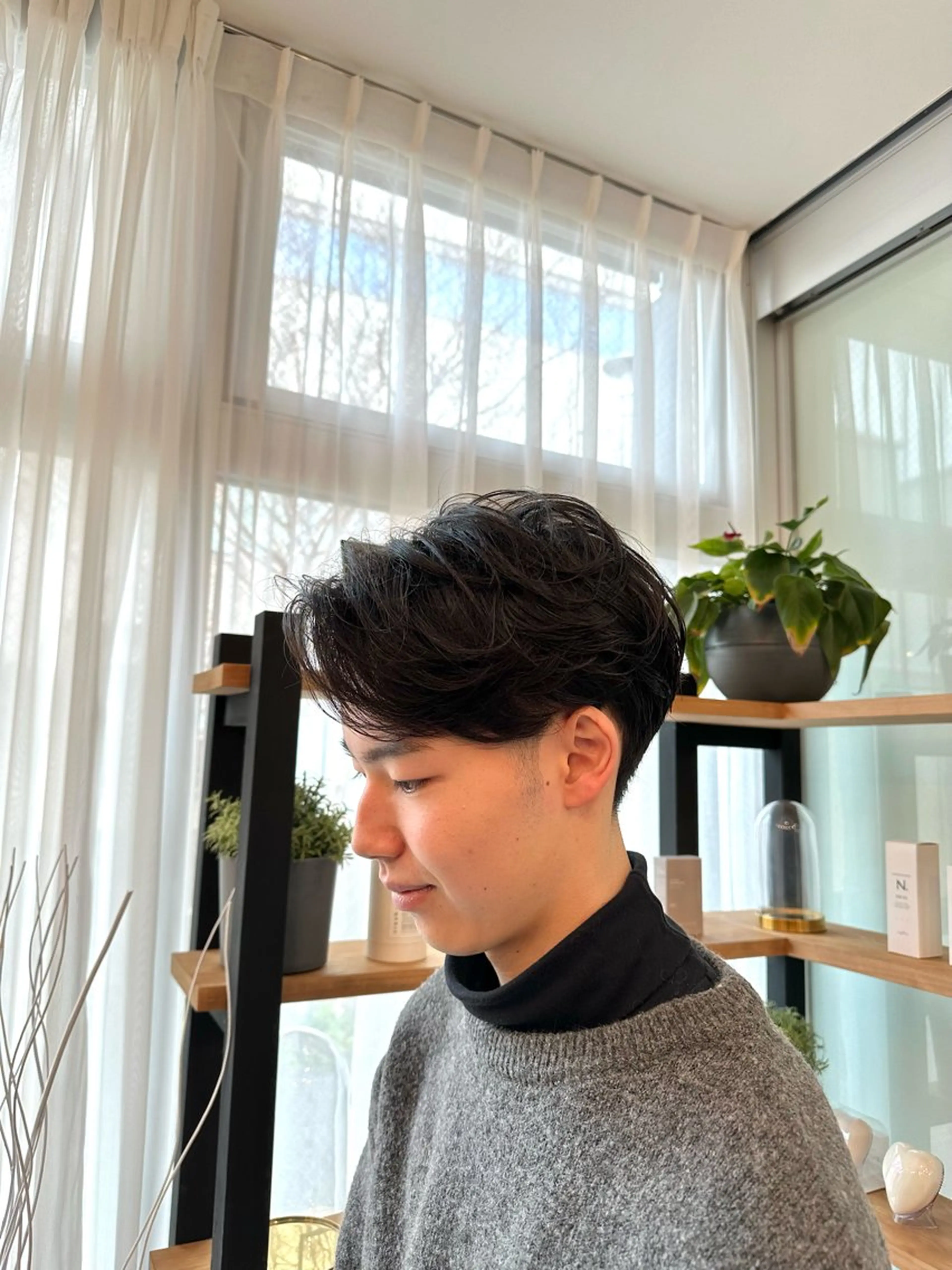 メンズ センターパート メンズパーマ POPPIES【ポピイズ】所属・鈴木 雅人のヘアスタイル