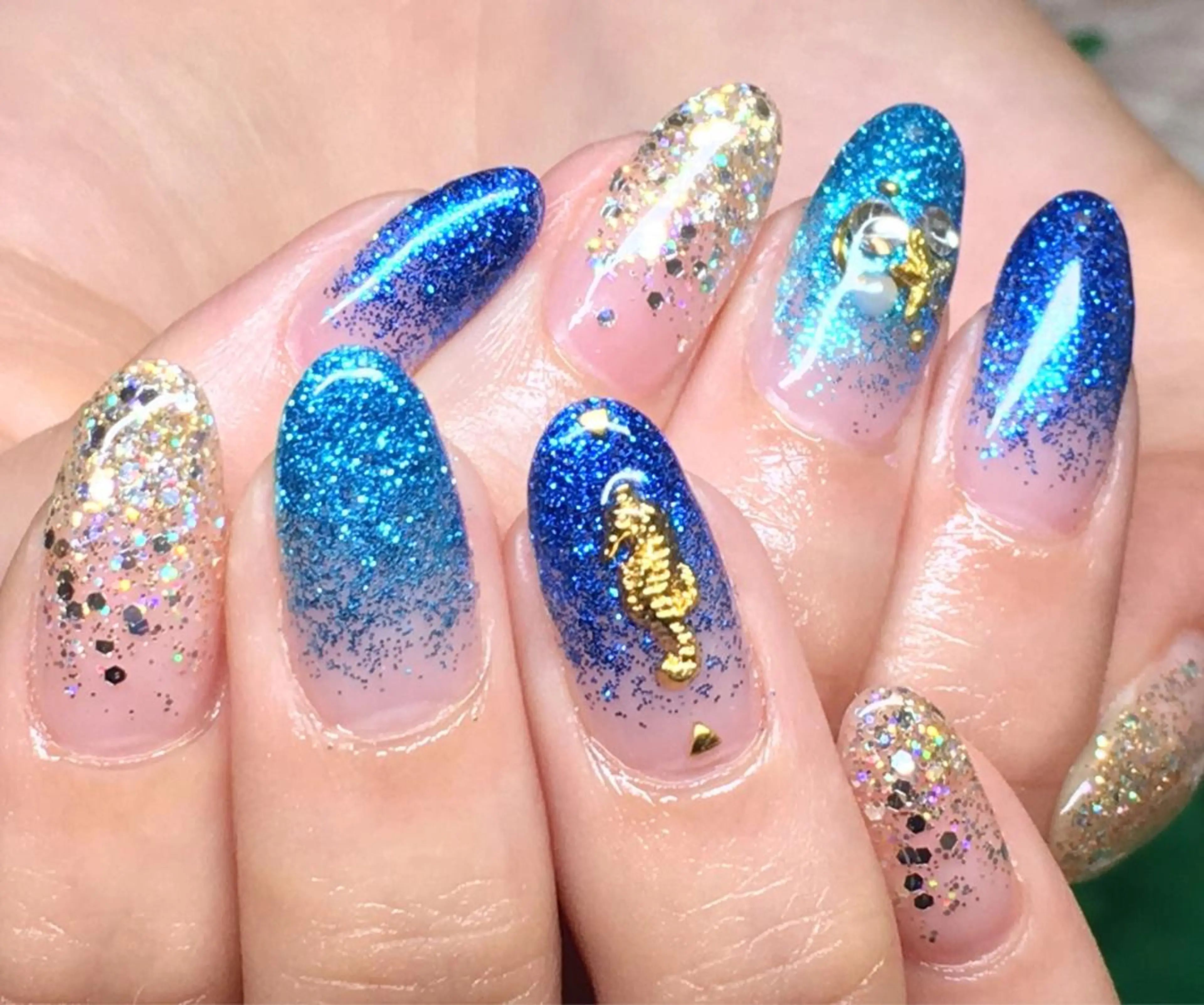 ネイル Li'leaNail AINAのネイルデザイン