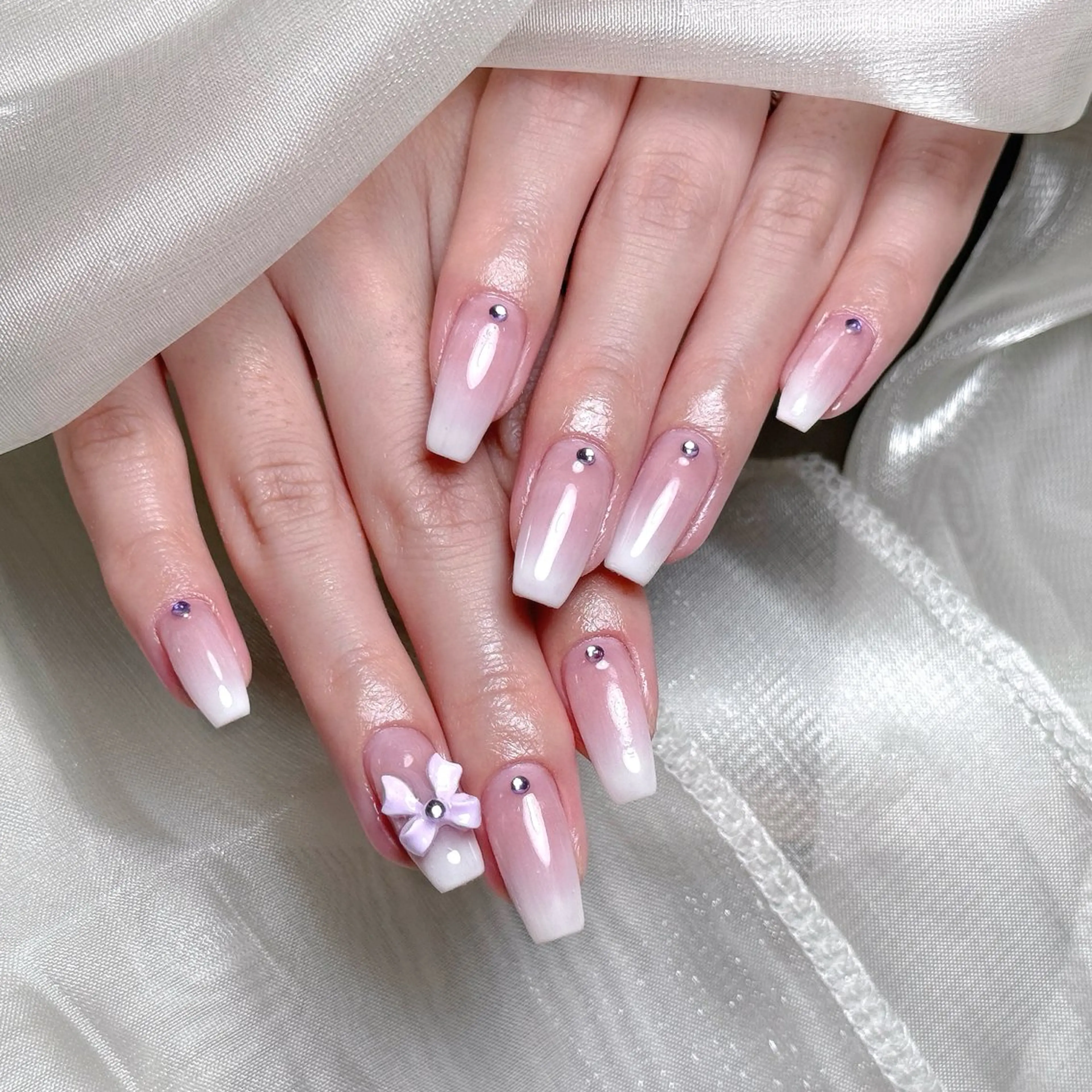 ネイル Maggie Nail🦩のネイルデザイン