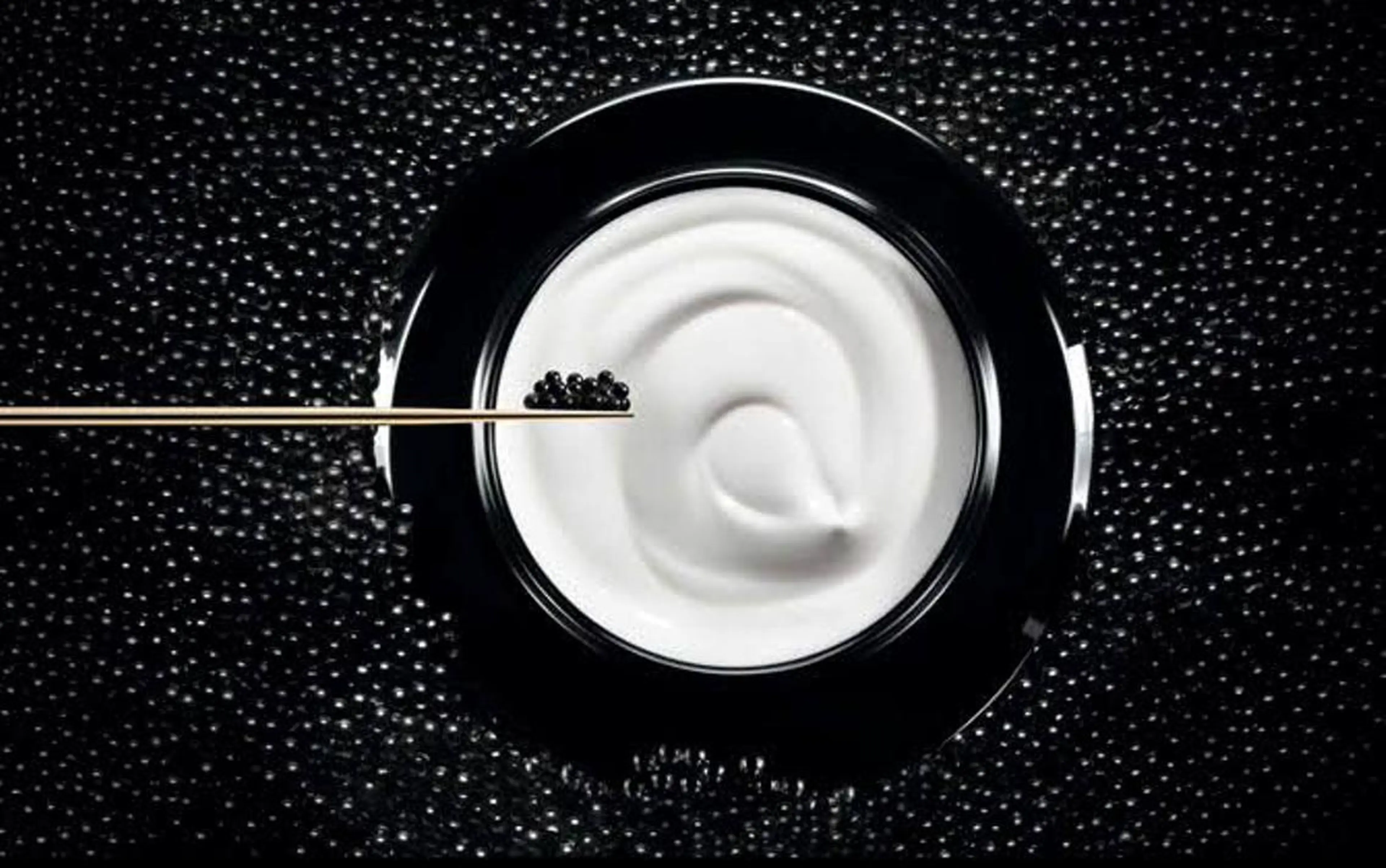 最高峰ダメージ補修KERASTASEキャビアトリートメント🌟超音波アイロン付きの写真