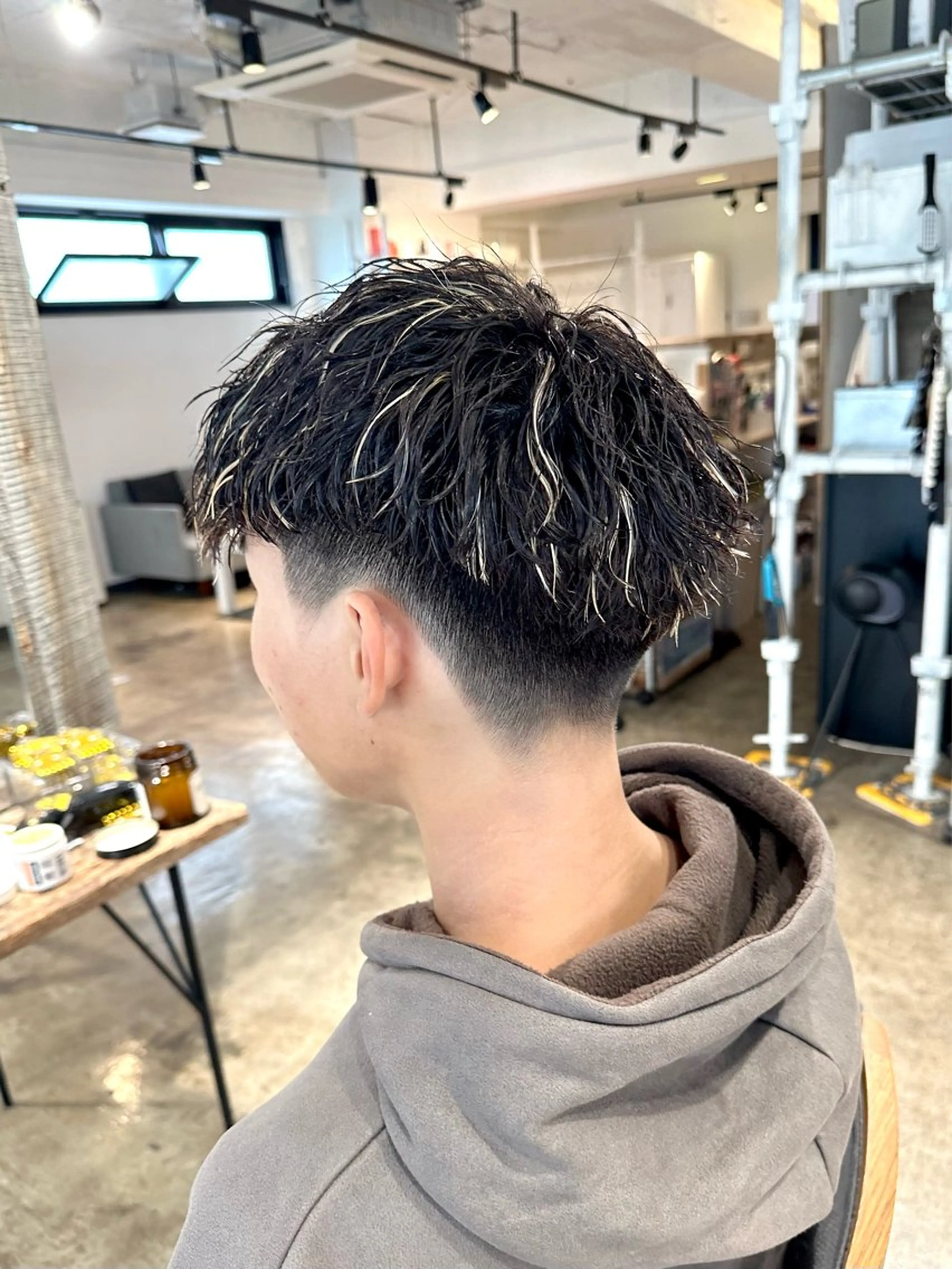 メンズ メンズハイライト メンズパーマ カット パーマ トリートメント 骨格補正施術/メンズ 専門美容師/YUYAのヘアスタイル