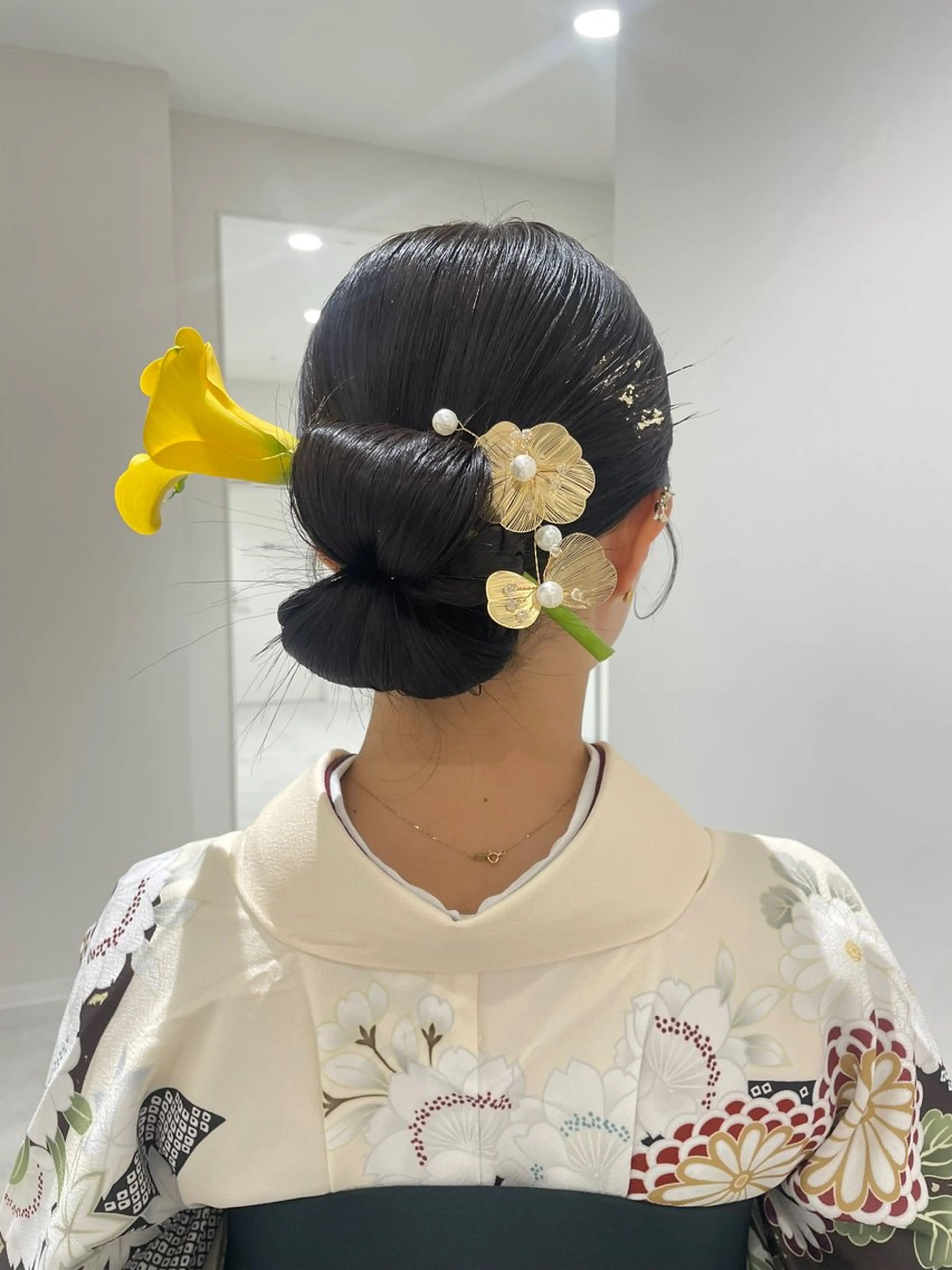 ヘアアレンジ 成人式 卒業式のヘアスタイル iena渋谷 /ゆーこのマツエク・マツパデザイン
