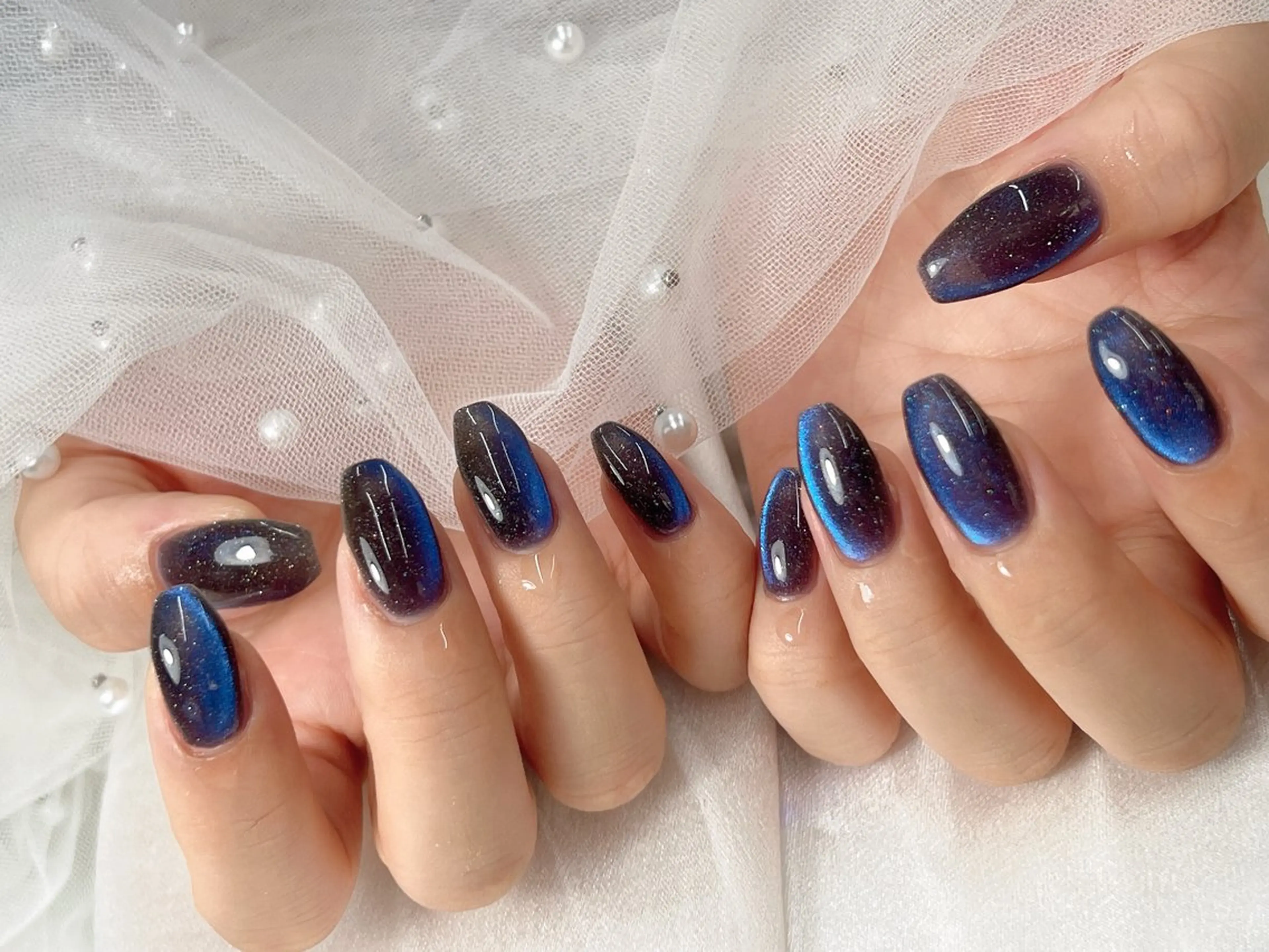 ネイル マグネットネイル ワンカラーネイル シンプルネイル ハンドネイル bijou nails　蓮のネイルデザイン