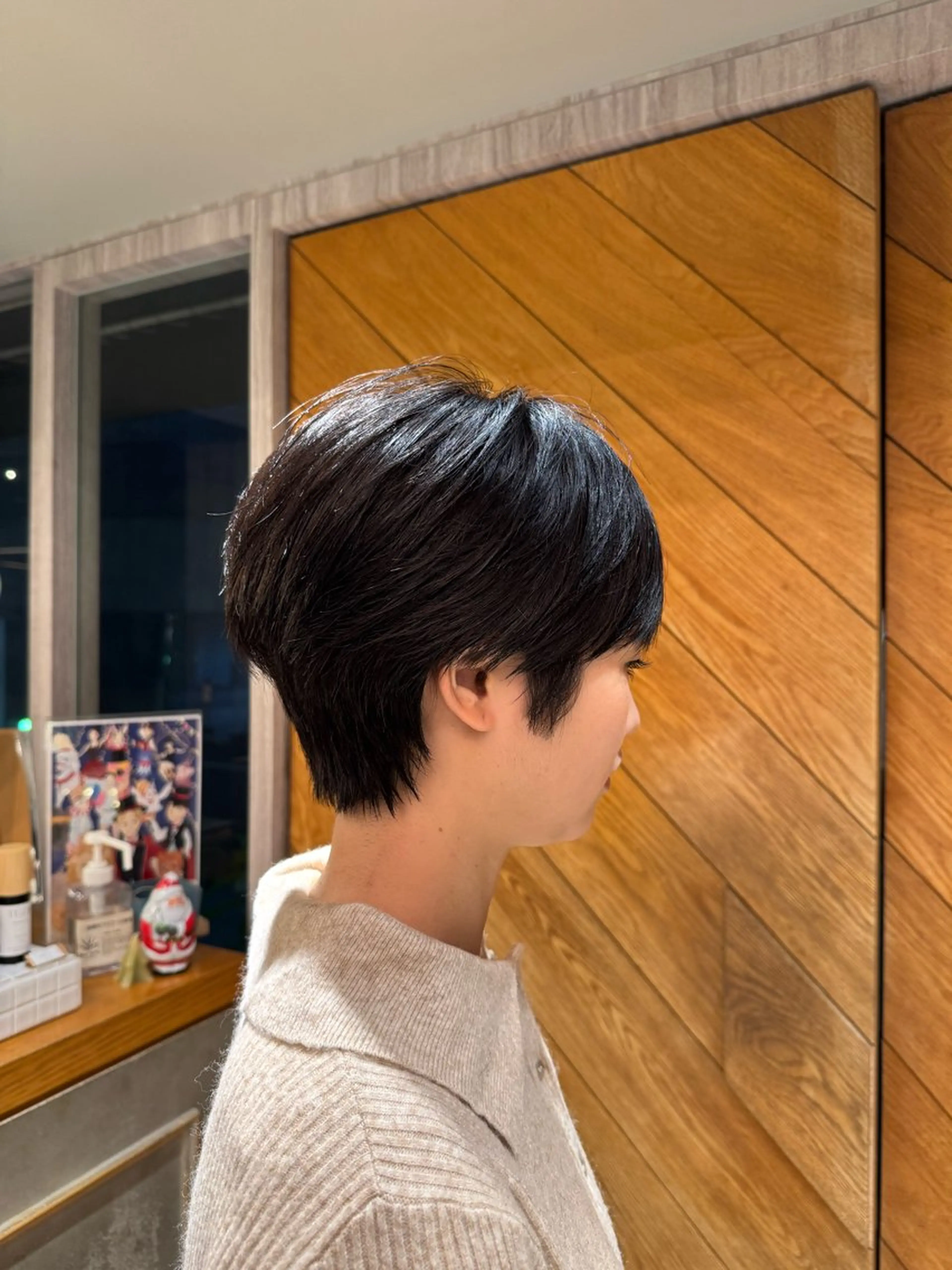 ショート カラー ショートヘア ✨大人ショートヘア ✨ロイのヘアスタイル