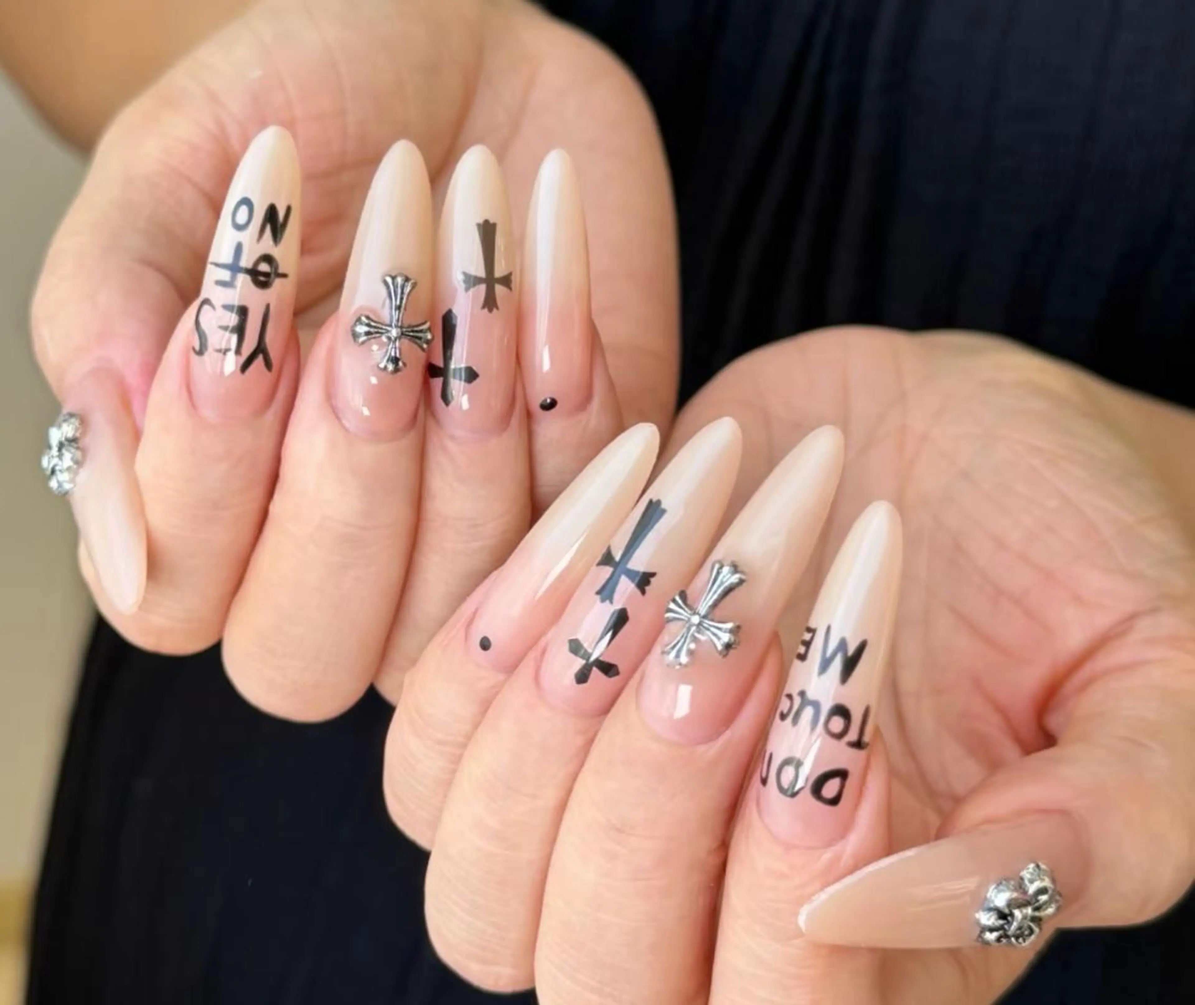 ネイル ハンドネイル エリ🫧 nail池袋東口のネイルデザイン