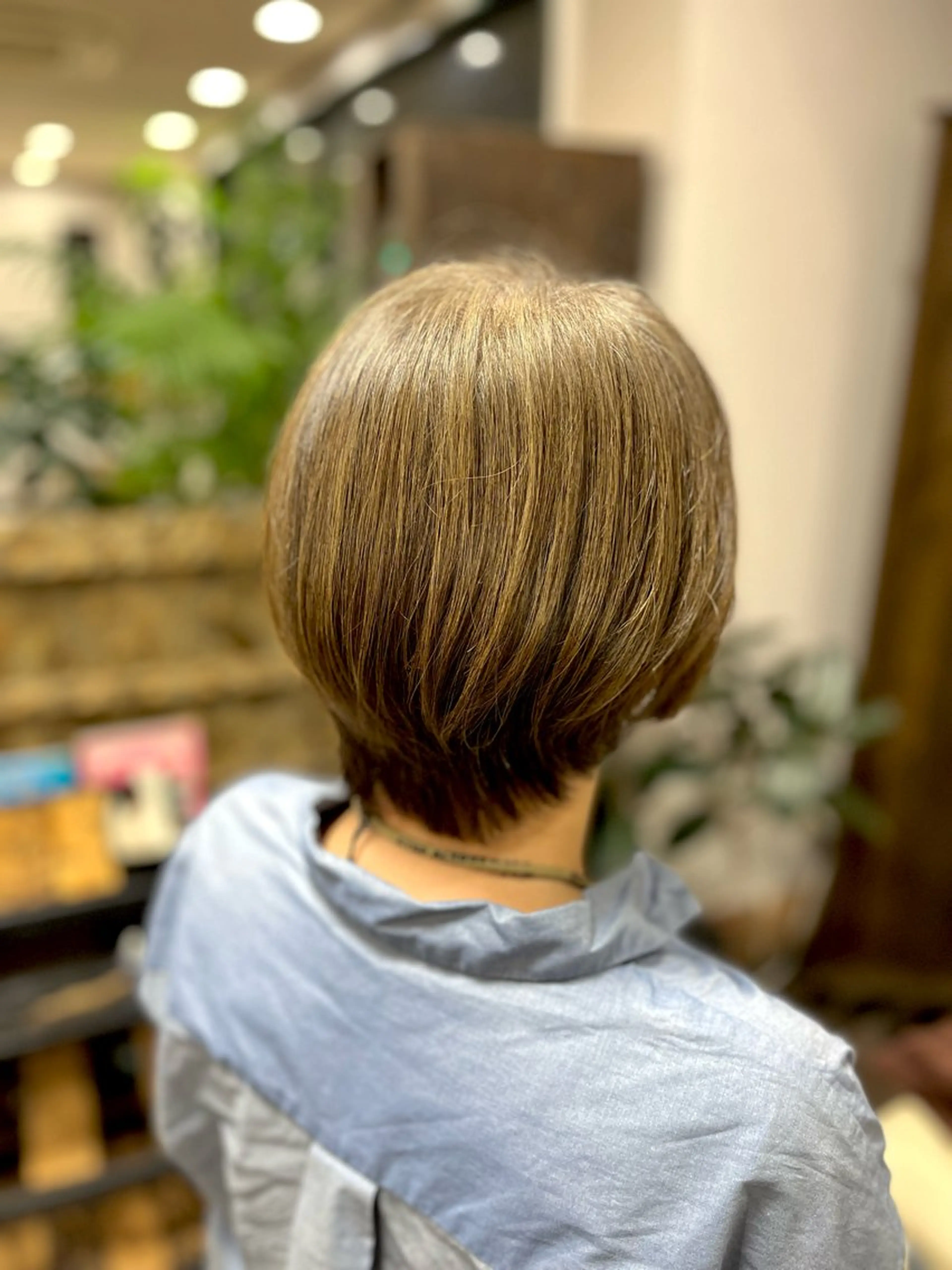 ショート assemblage 江川羽南のヘアスタイル