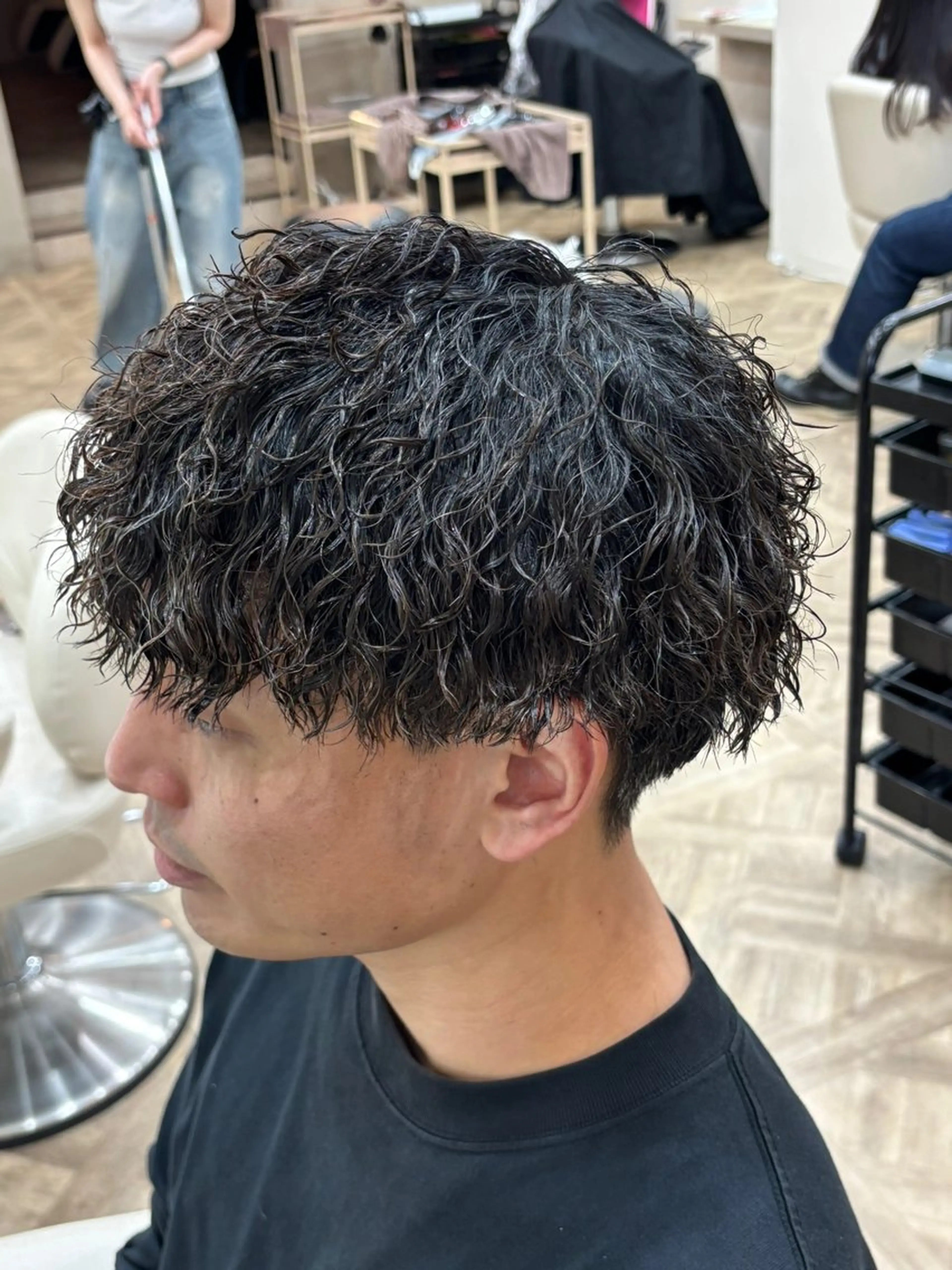 ショート パーマ メンズ カット パーマ トリートメント パーマ職人DAIKI ツイスパ/波巻きのヘアスタイル