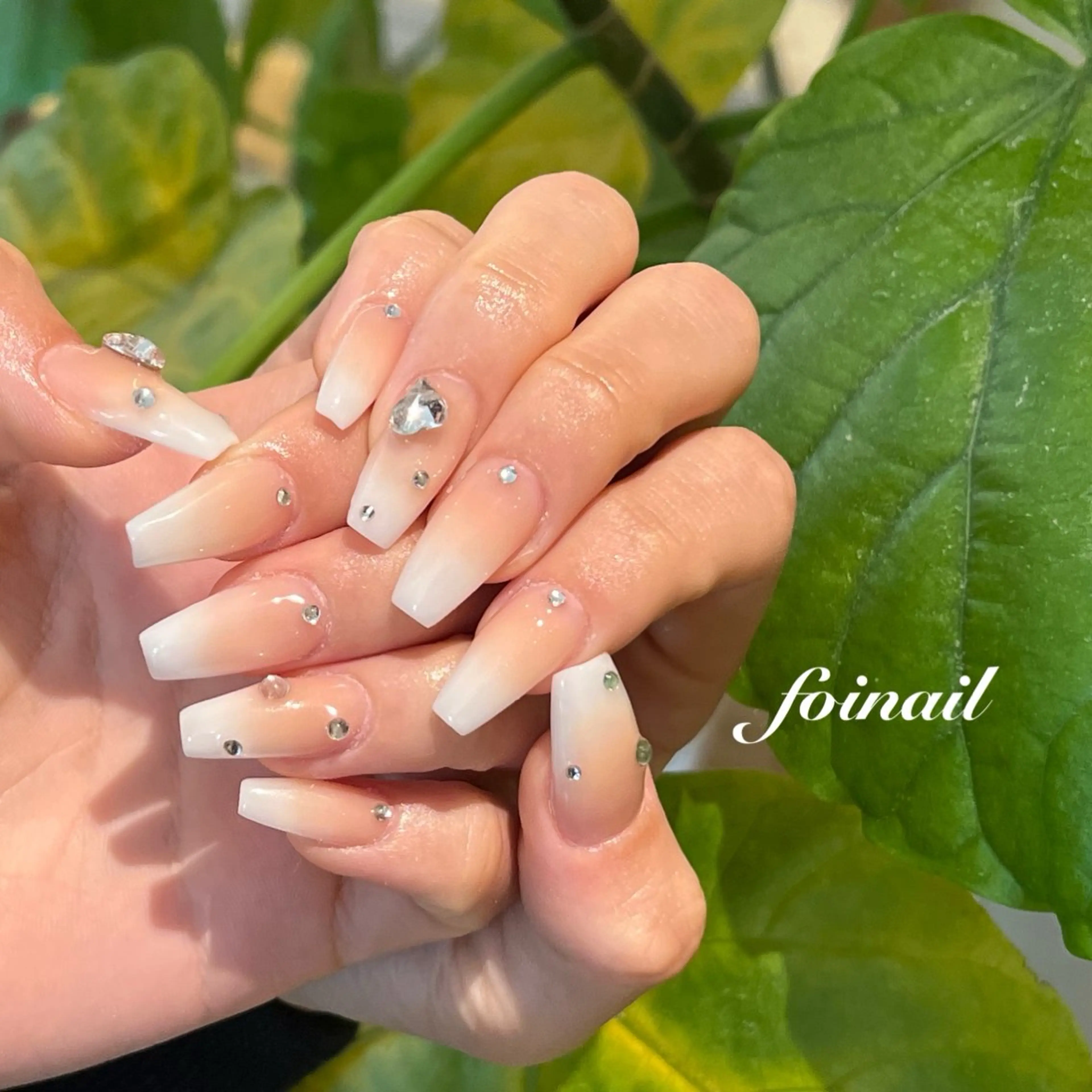 ネイル スカルプネイル FOI NAILのネイルデザイン