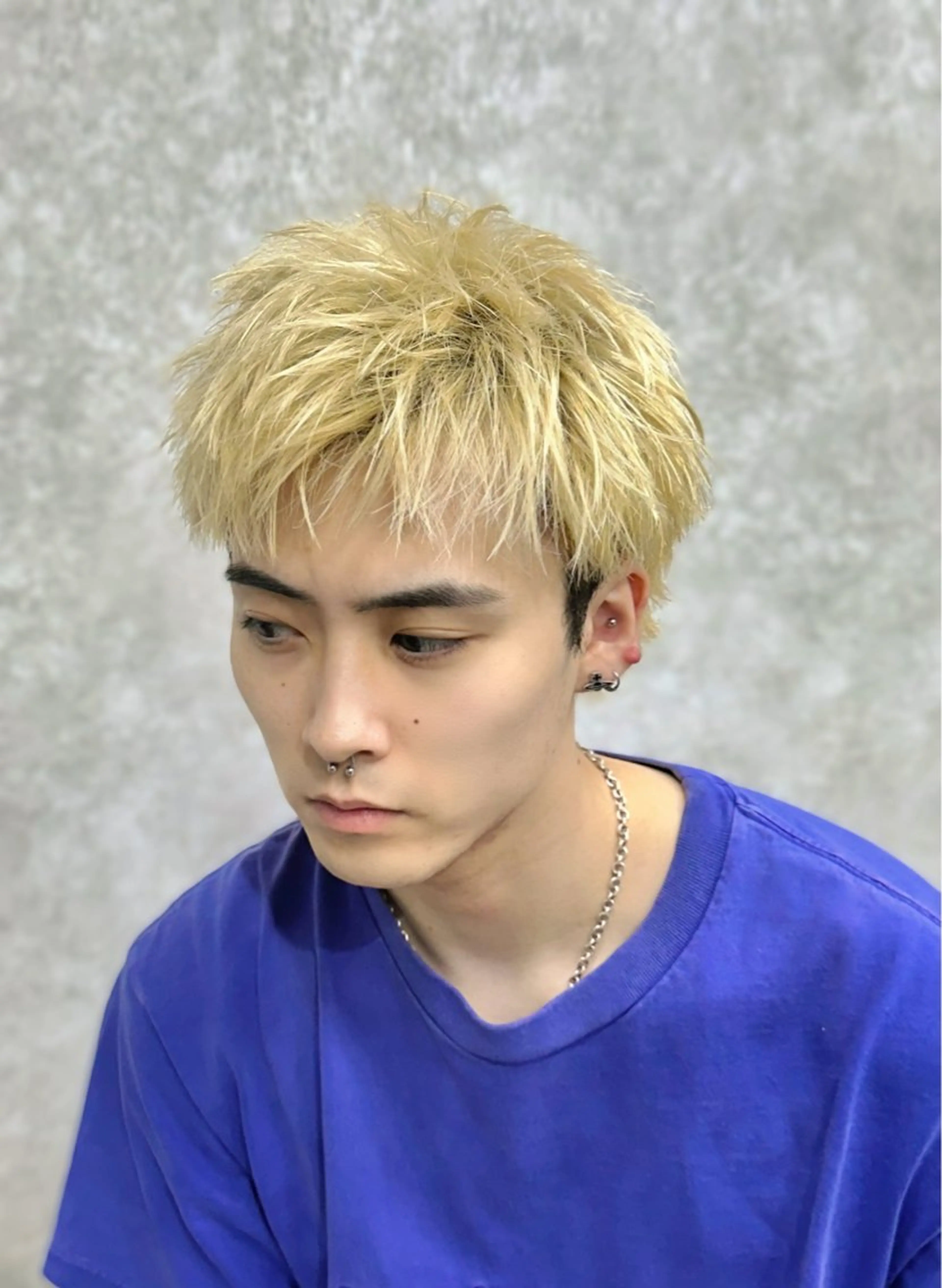 メンズ スパイキーショート GLOW所属・【メンズ専門】中本 翔大のヘアスタイル