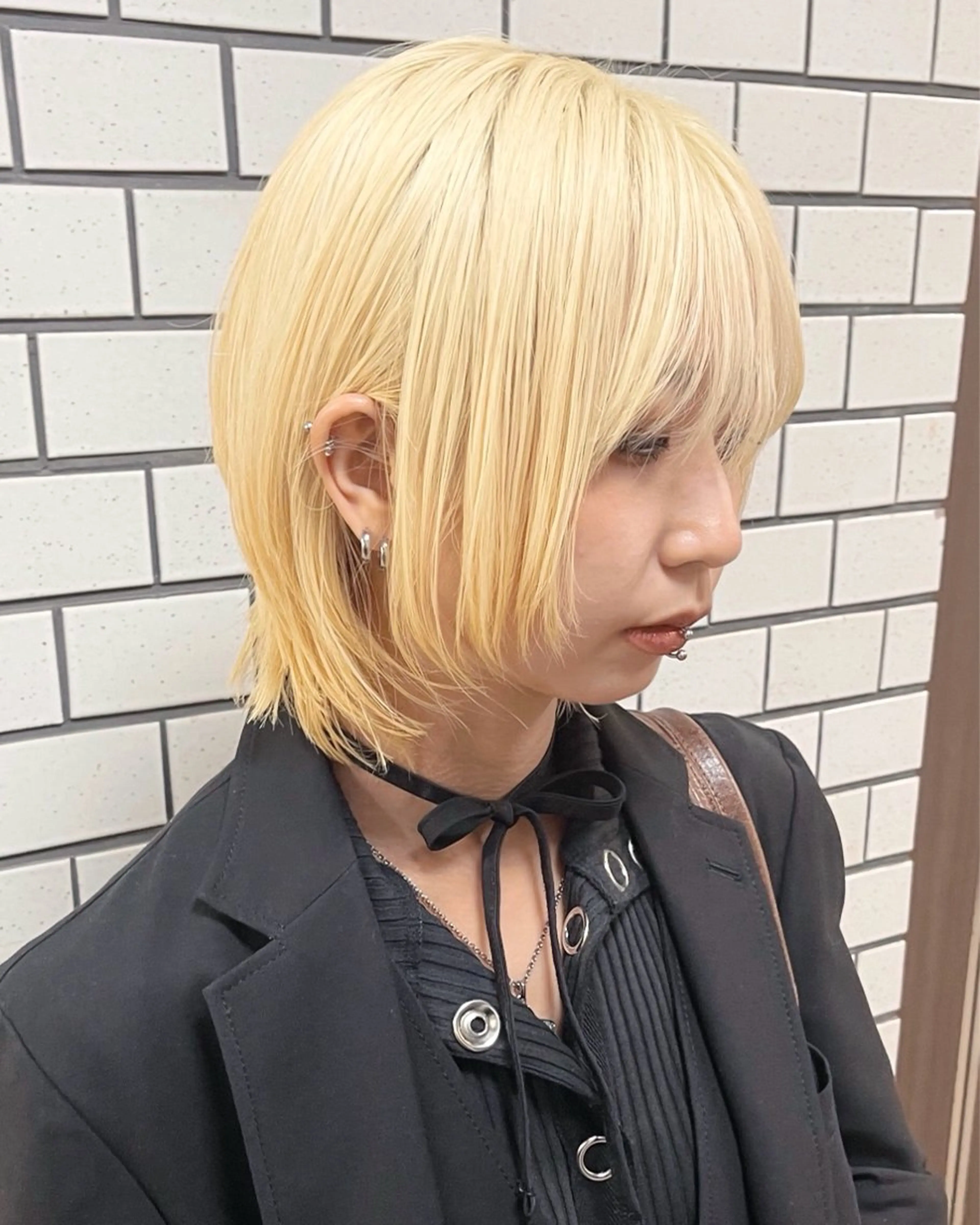 ショート ウルフカット esu 天満のヘアスタイル