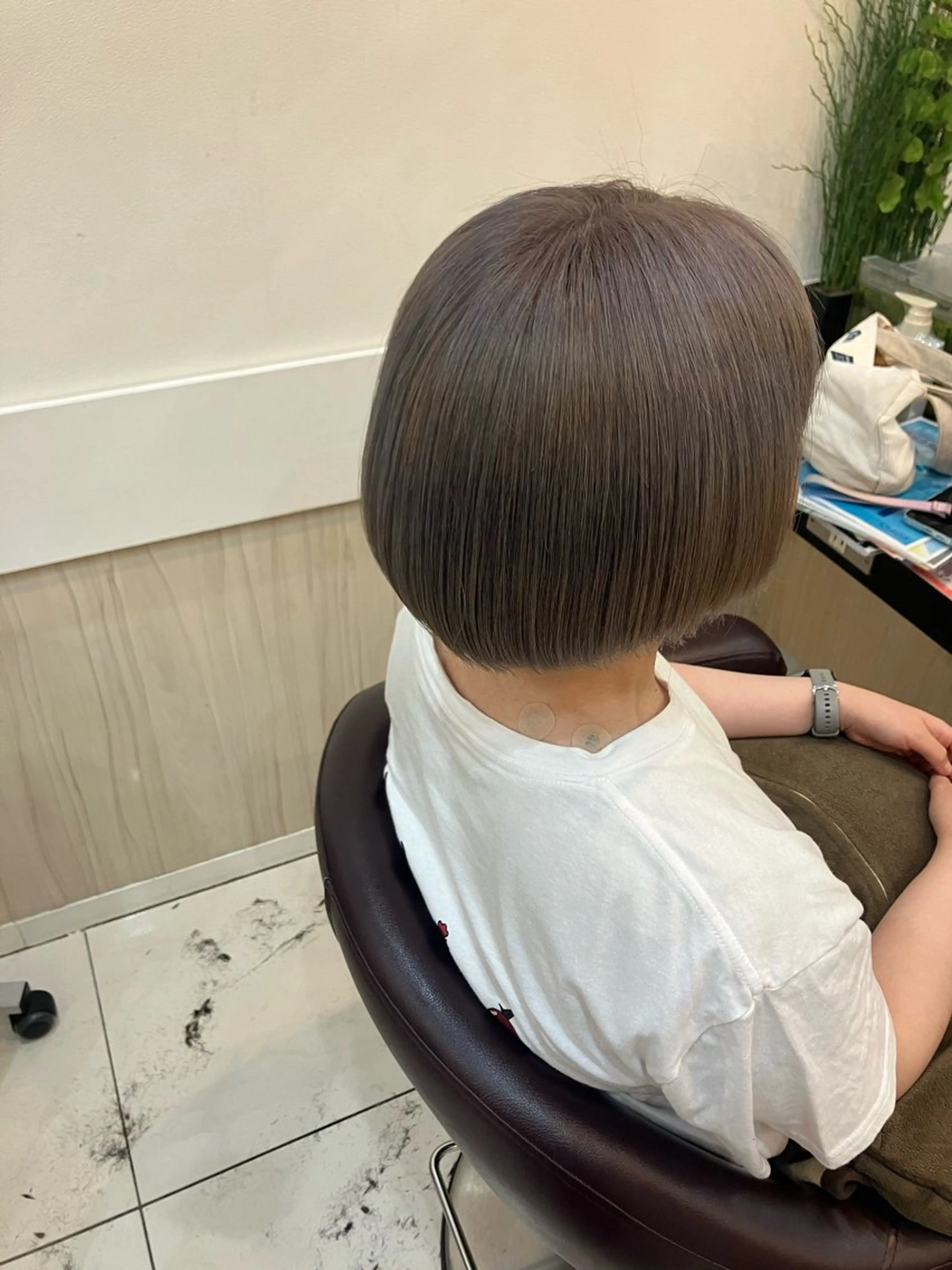 ショート ヘアカラー yukari 艶髪ヘアのヘアスタイル