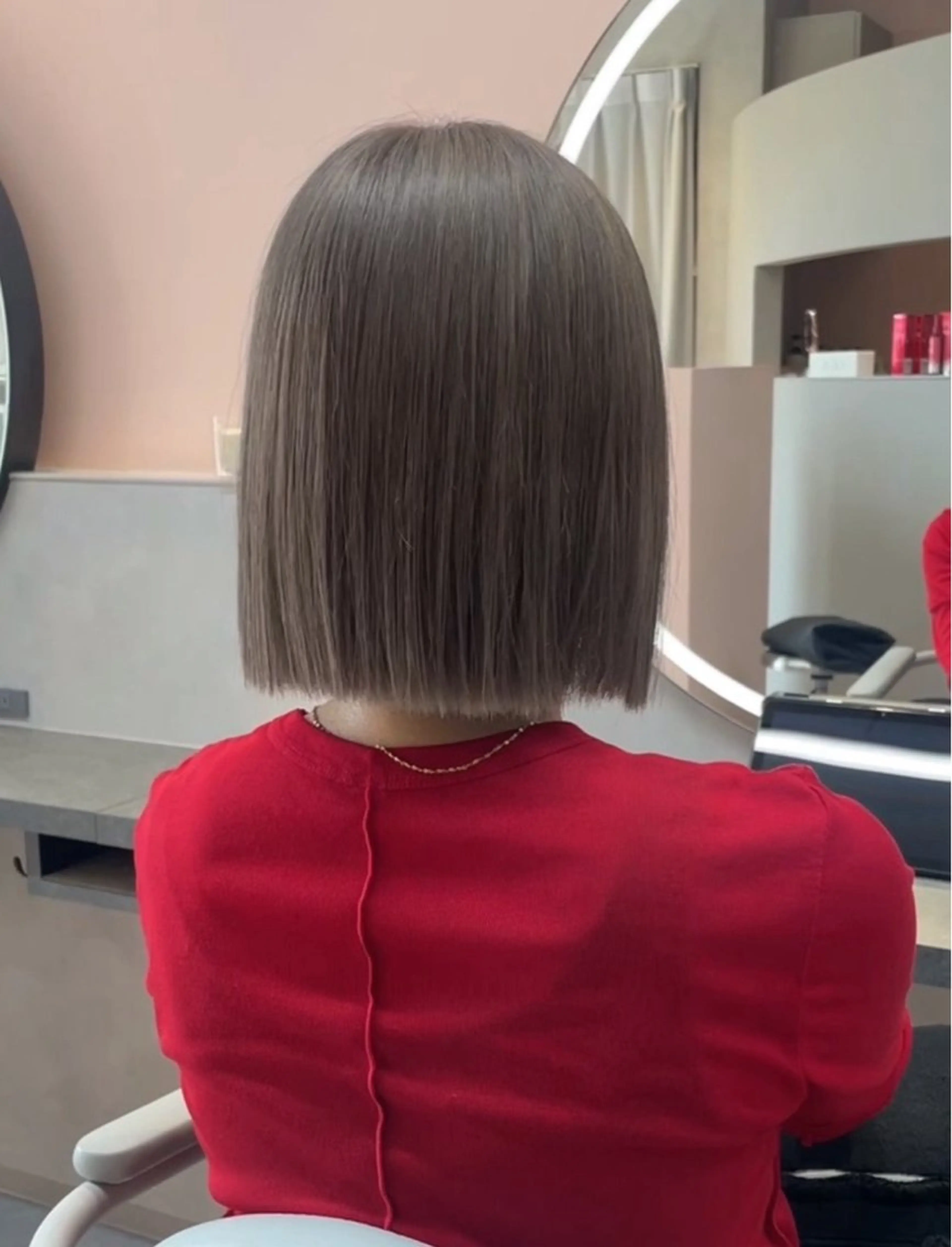 カラー toyohara momokaのヘアスタイル