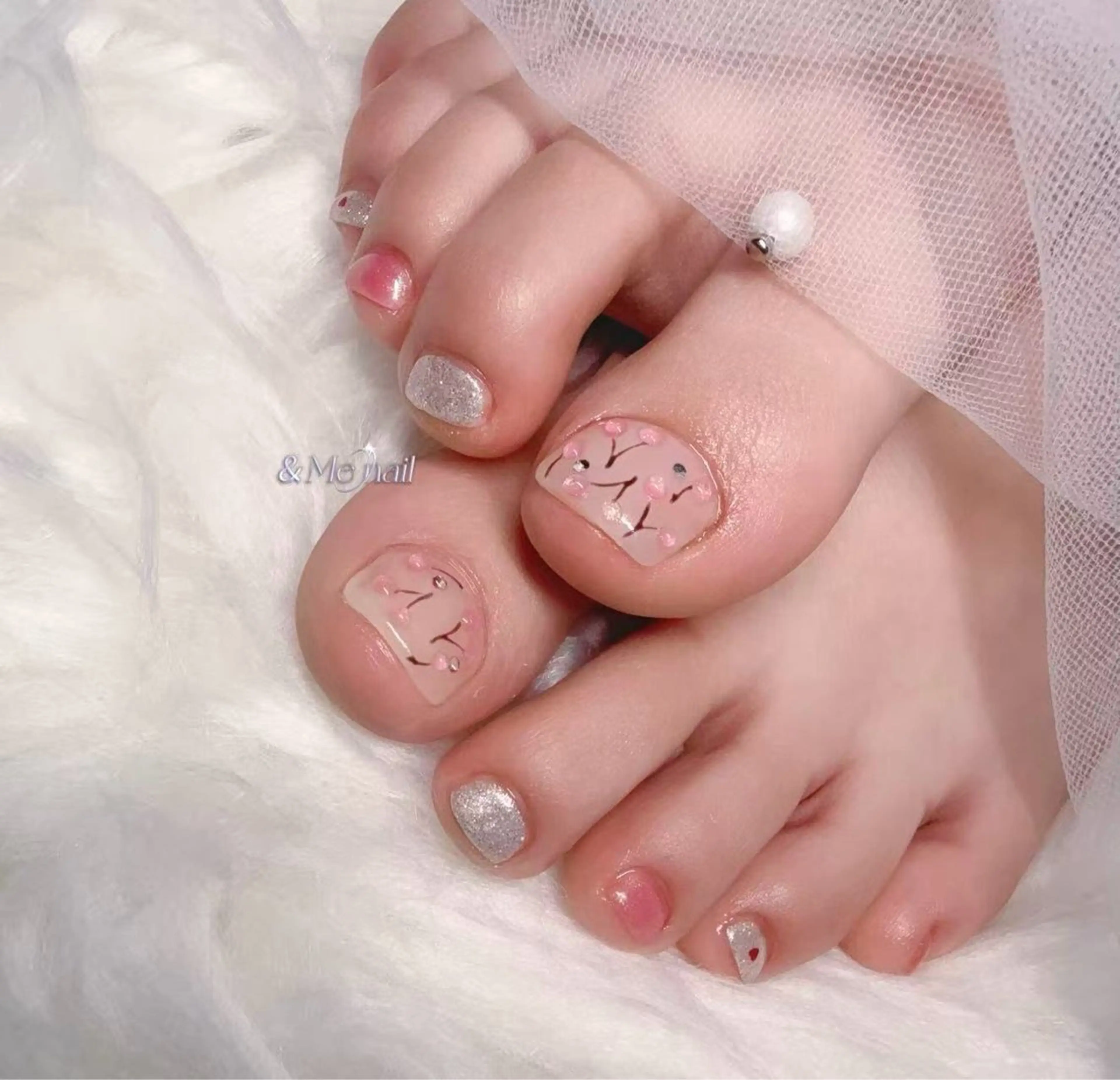 ネイル フットネイル &ME makiのネイルデザイン