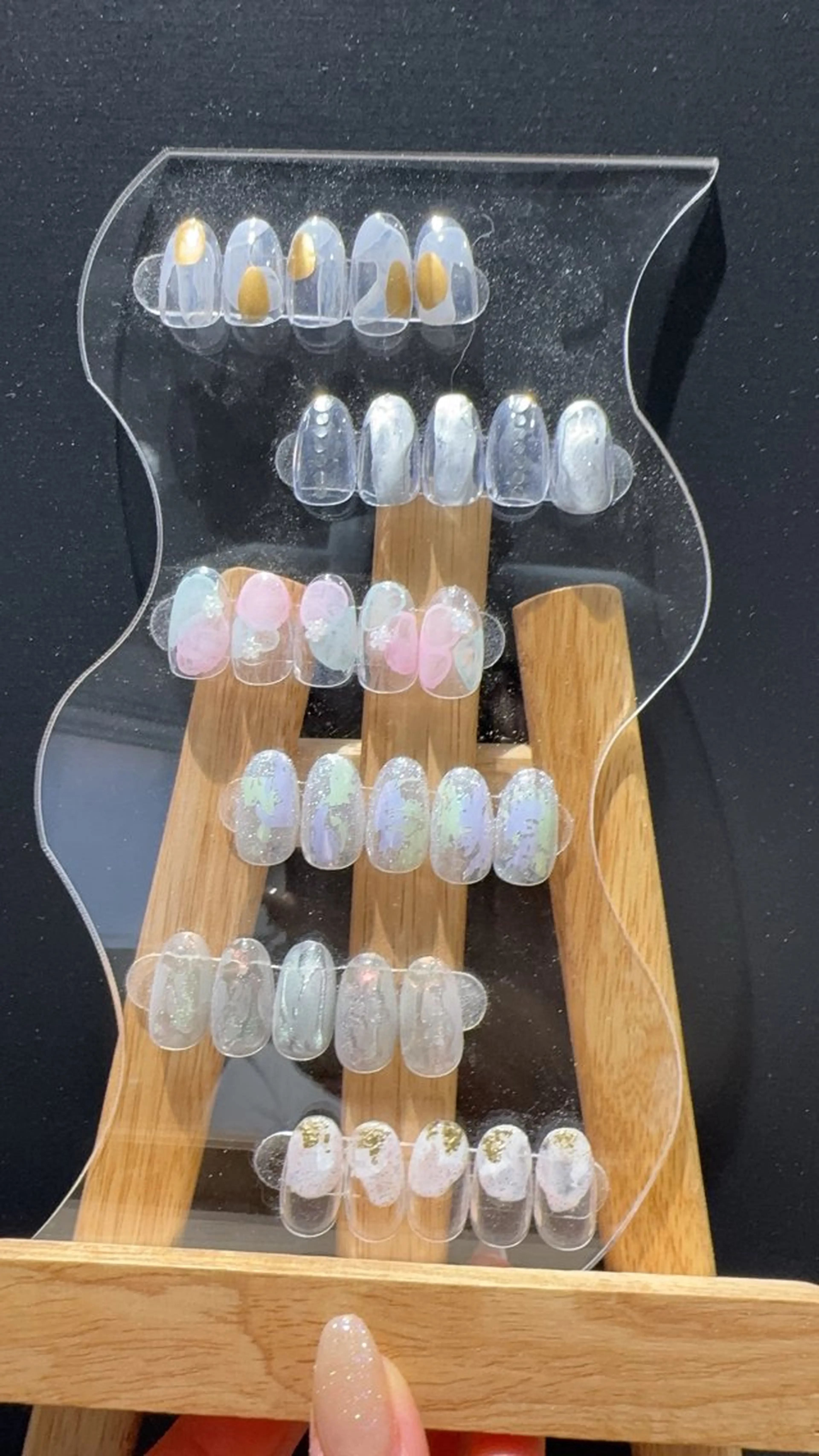 ネイル ハンドネイル 💖ナ オミ☀️のネイルデザイン